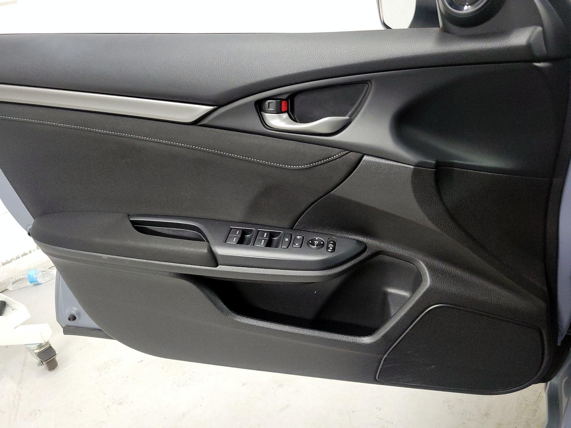 Thumbnail: 2021 Honda Civic - 12