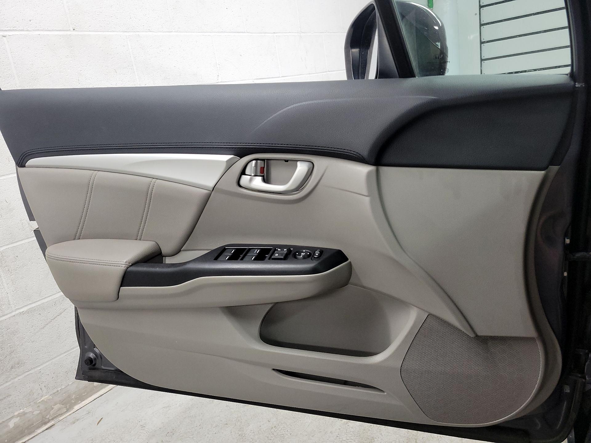 Thumbnail: 2015 Honda Civic - 12