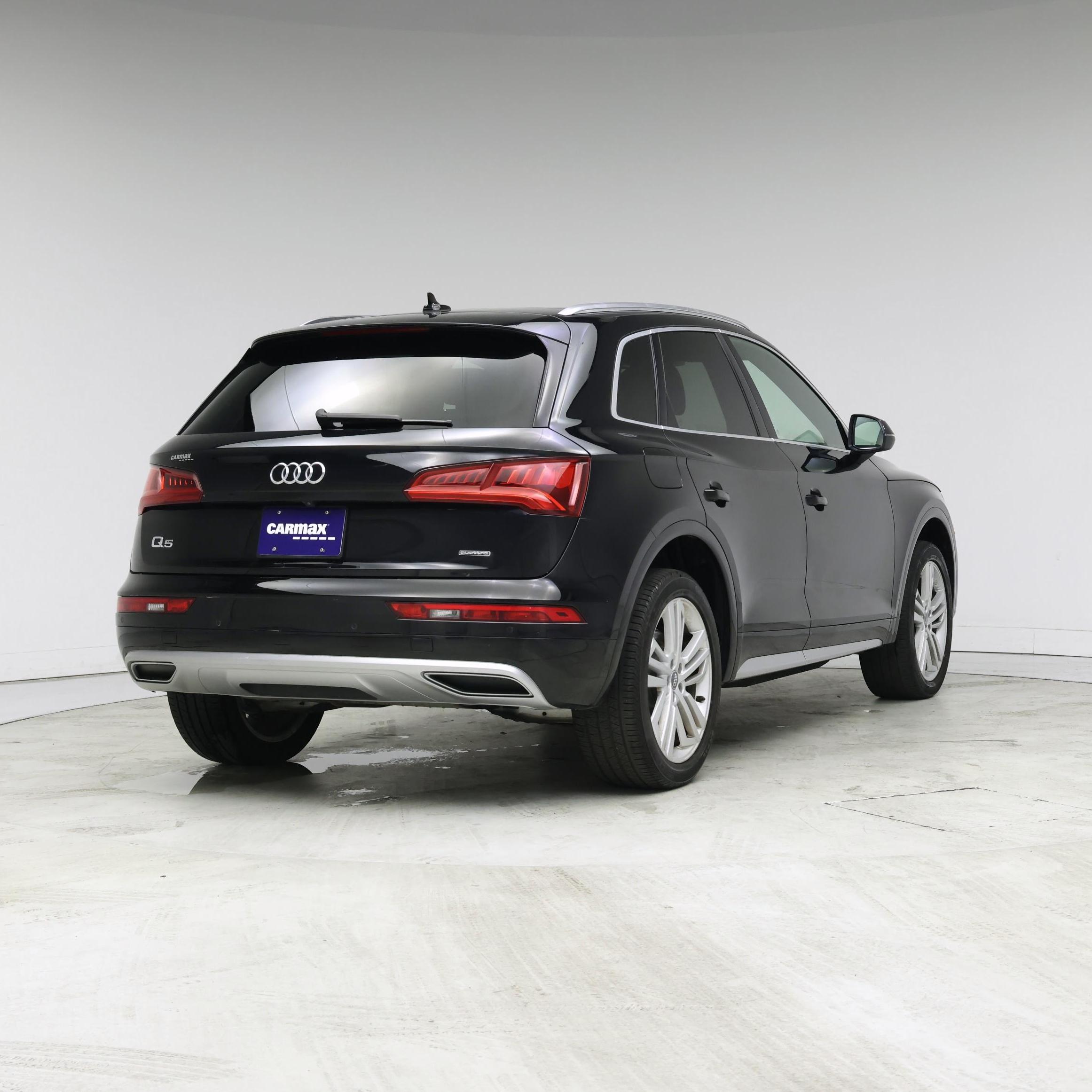 Thumbnail: 2020 Audi Q5 - 8