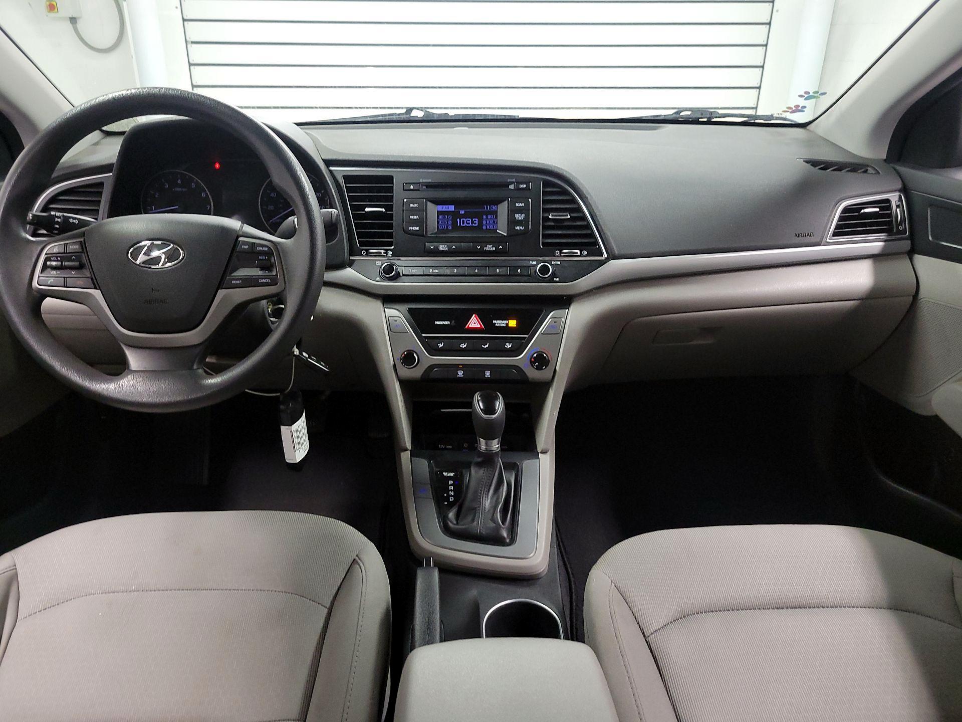Thumbnail: 2017 Hyundai Elantra - 9