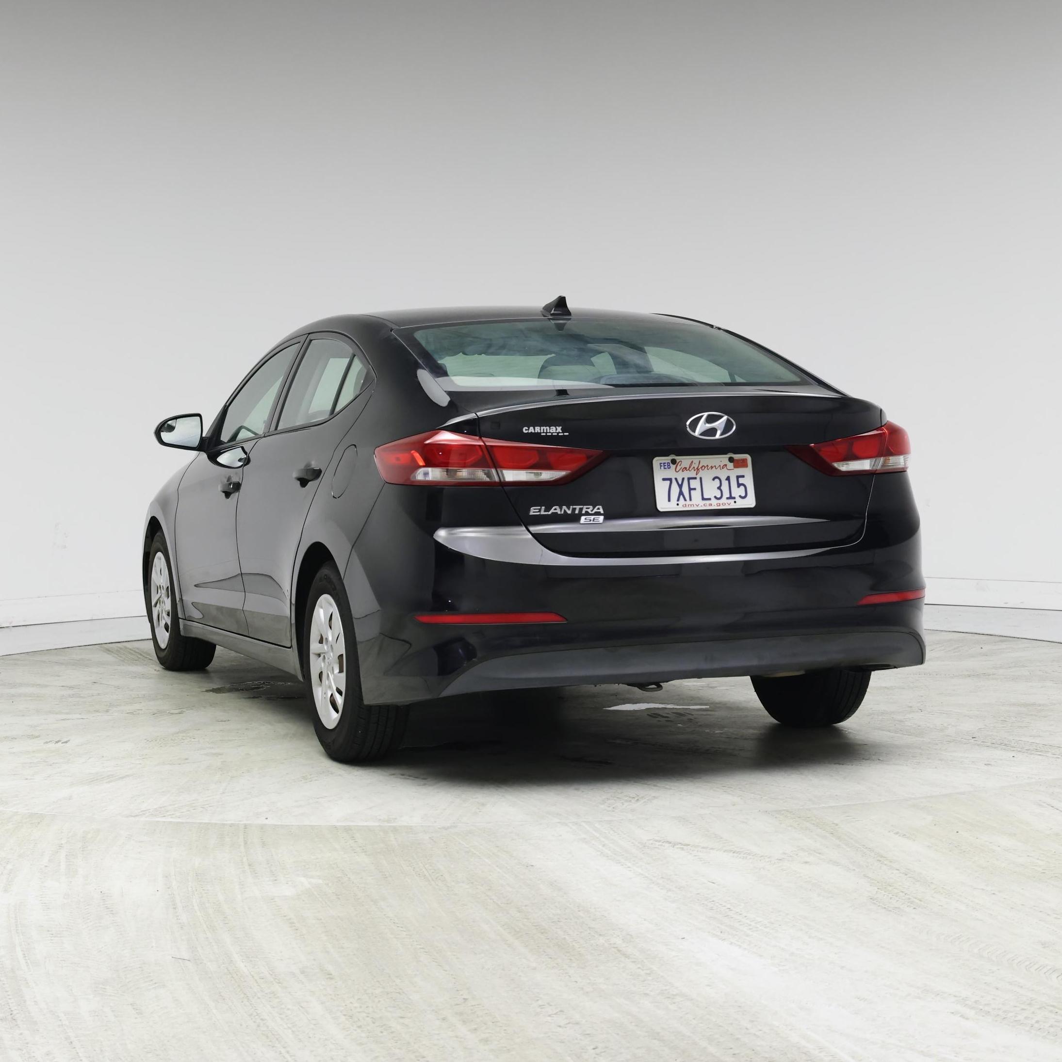 Thumbnail: 2017 Hyundai Elantra - 2