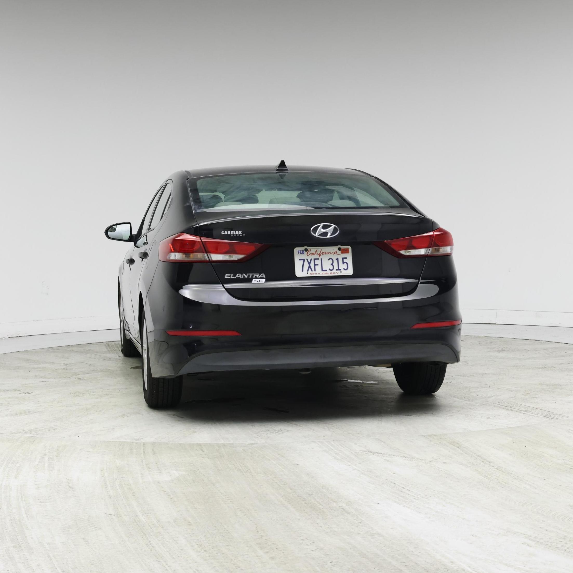 Thumbnail: 2017 Hyundai Elantra - 6