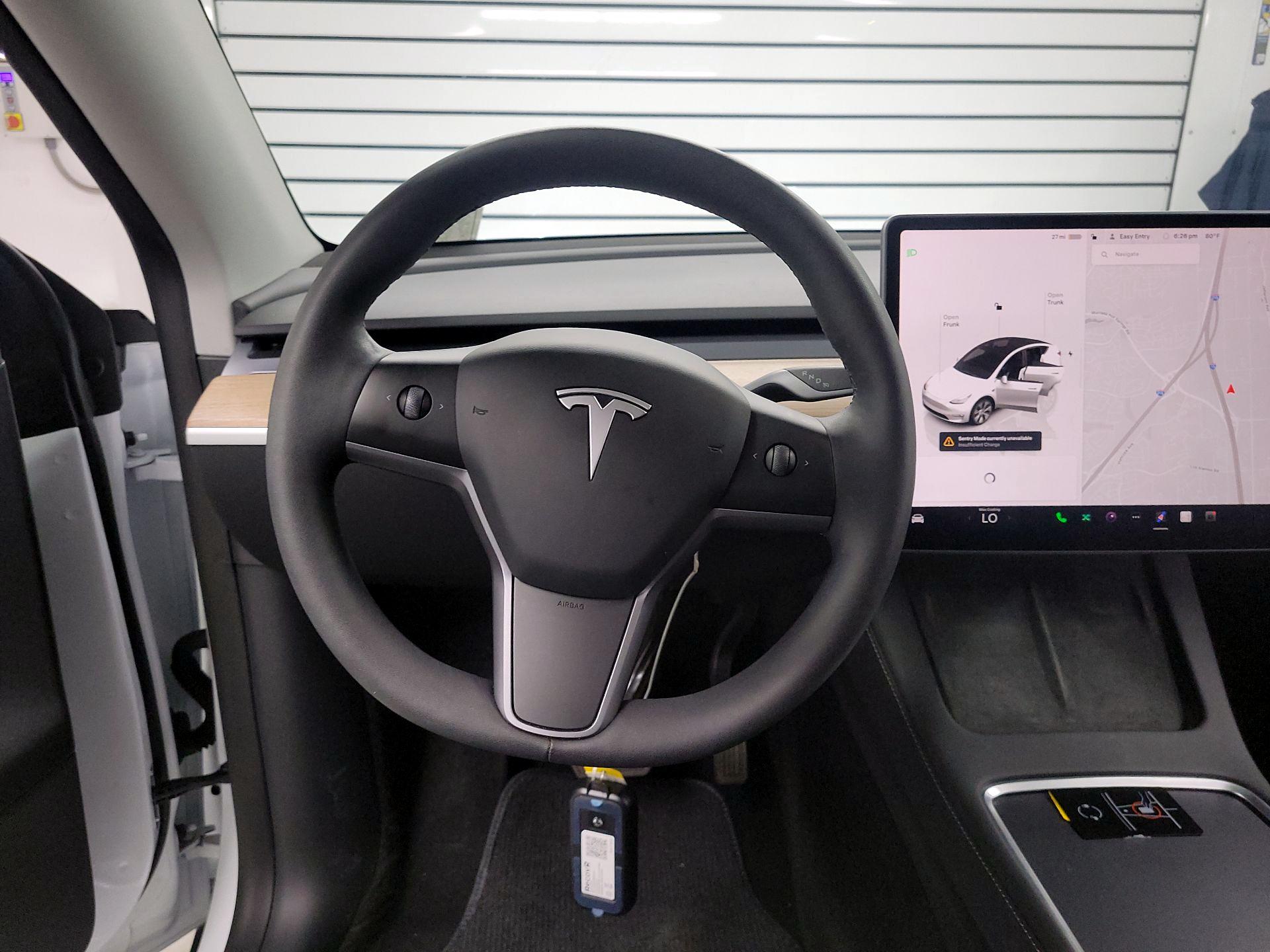 Thumbnail: 2023 Tesla Model Y - 10