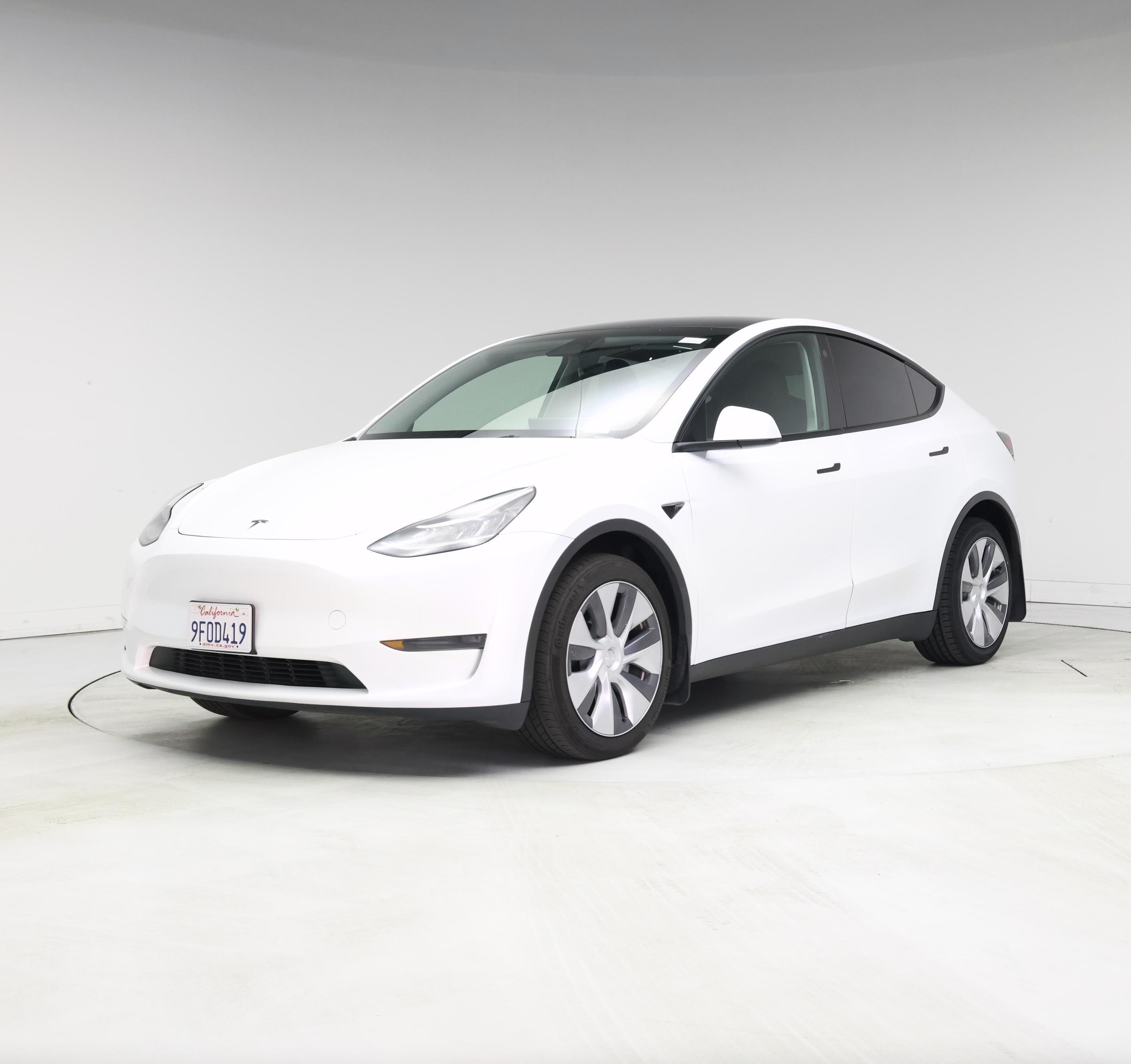 Thumbnail: 2023 Tesla Model Y - 4