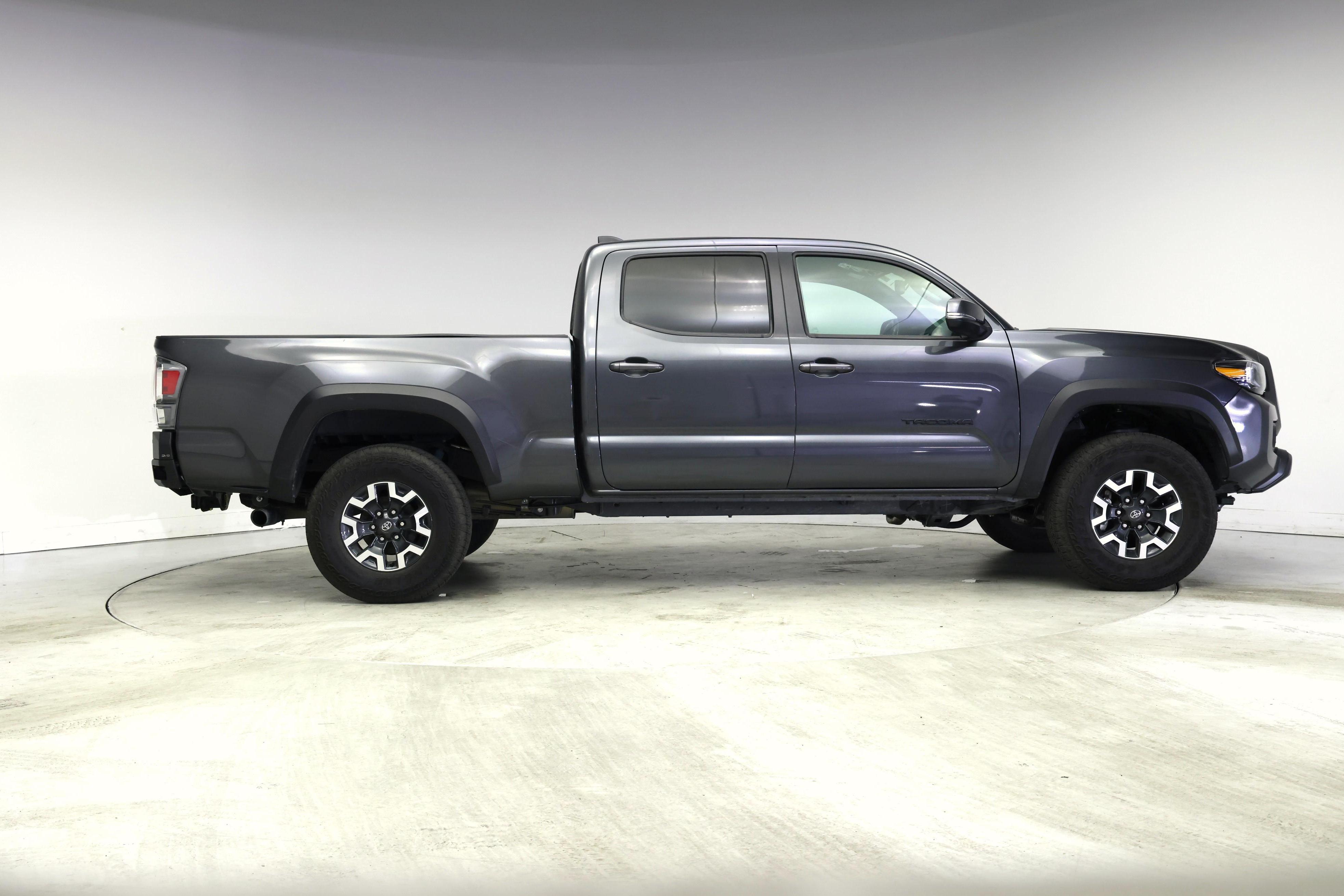 Thumbnail: 2023 Toyota Tacoma - 7