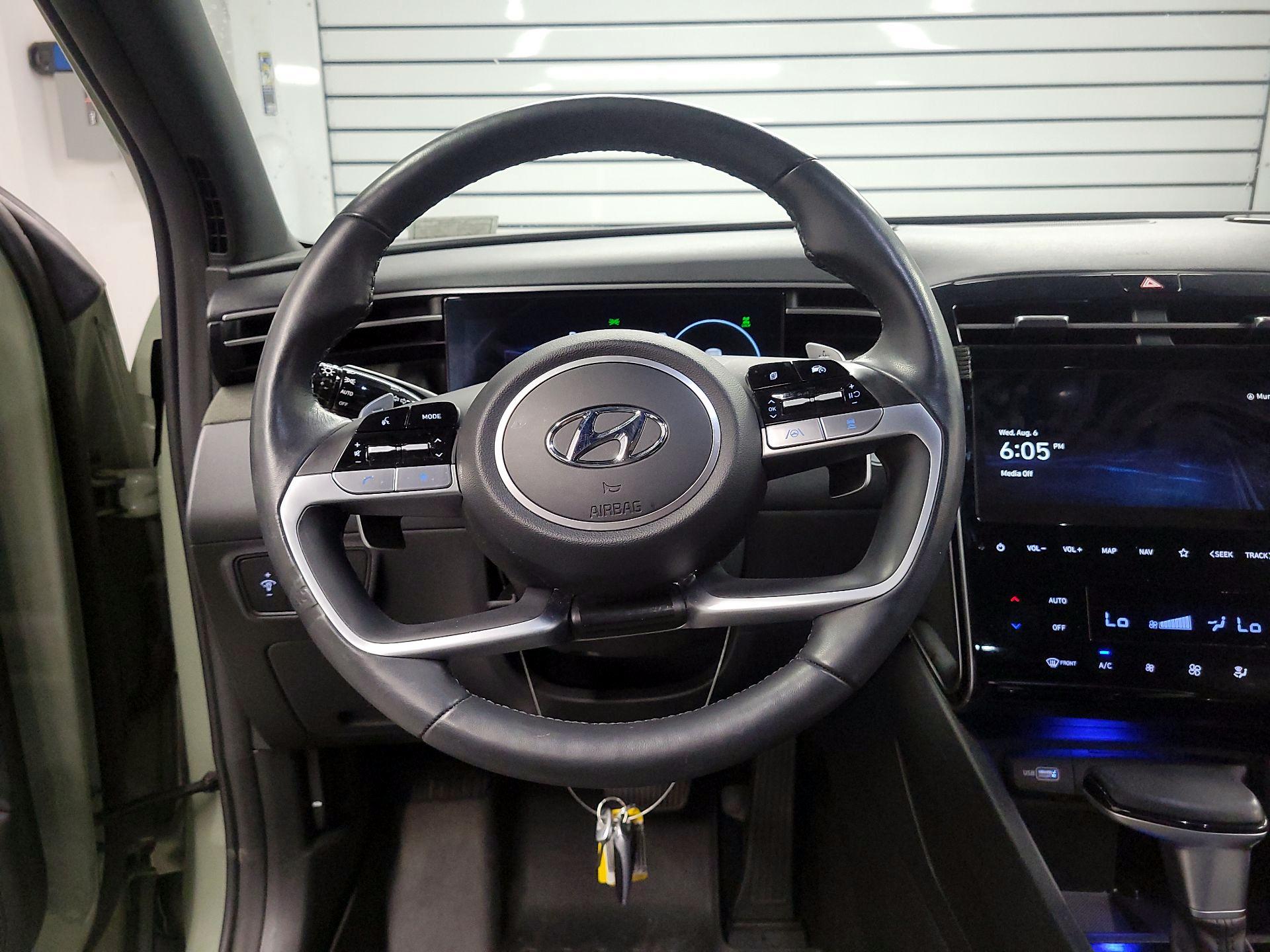 Thumbnail: 2023 Hyundai Santa Cruz - 10