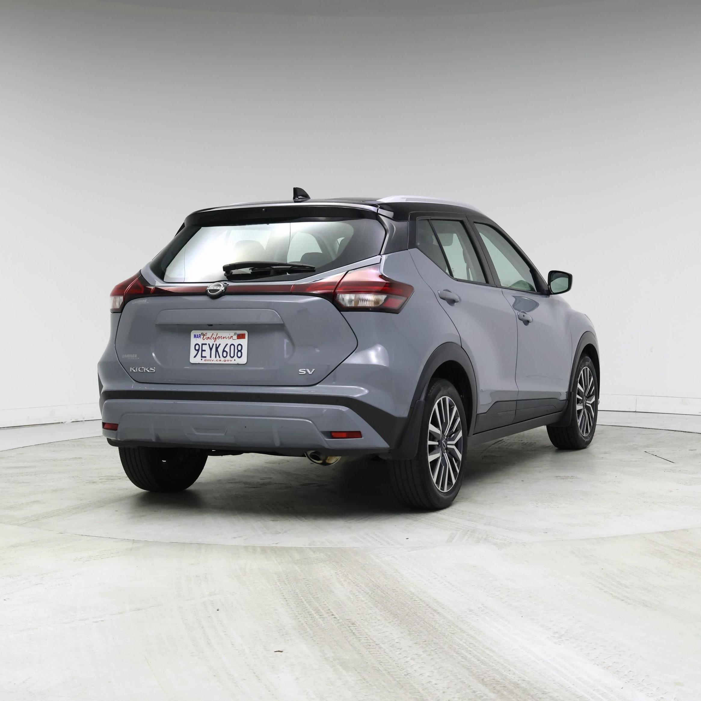 Thumbnail: 2023 Nissan Kicks - 8
