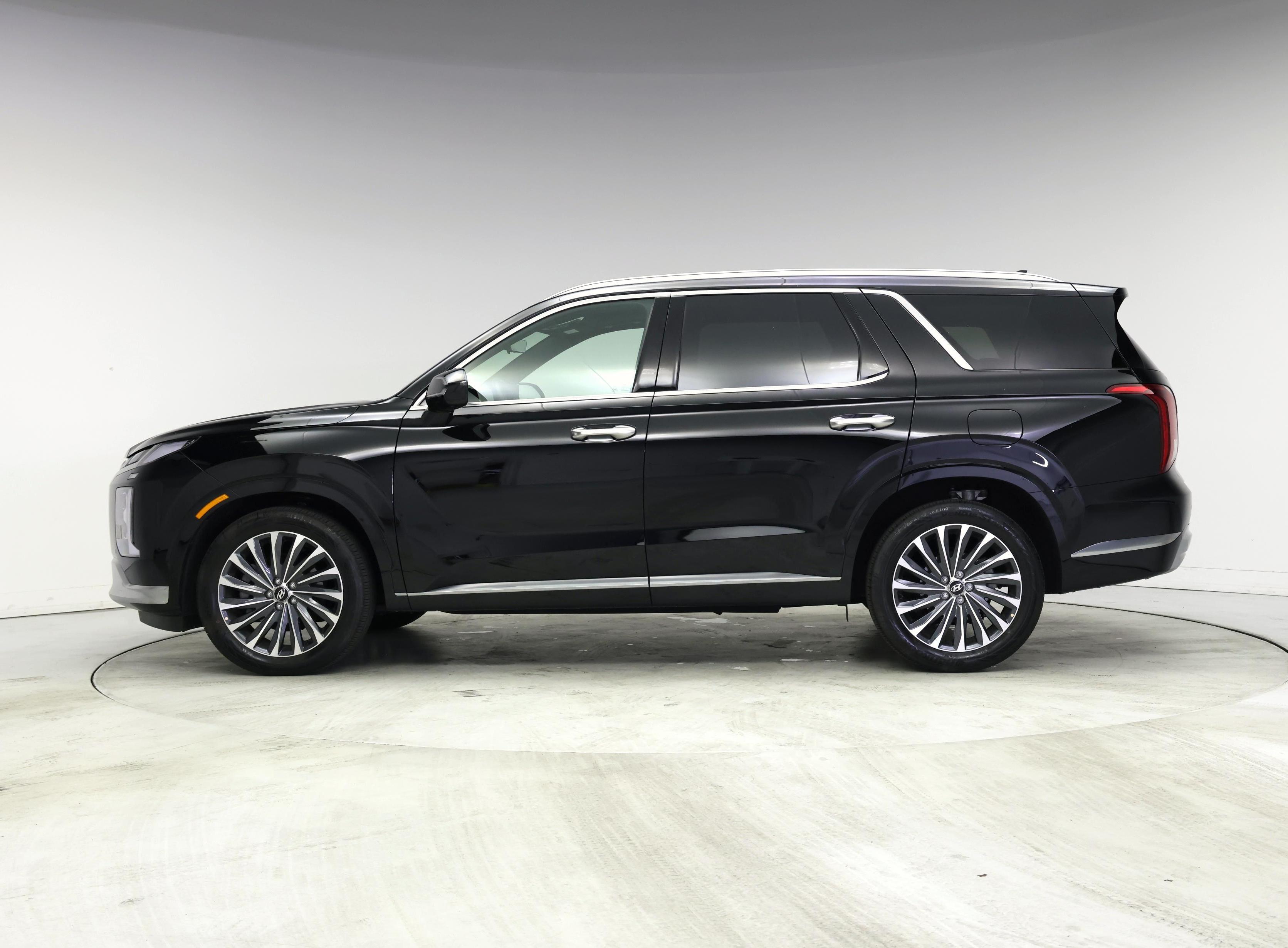 Thumbnail: 2024 Hyundai Palisade - 3