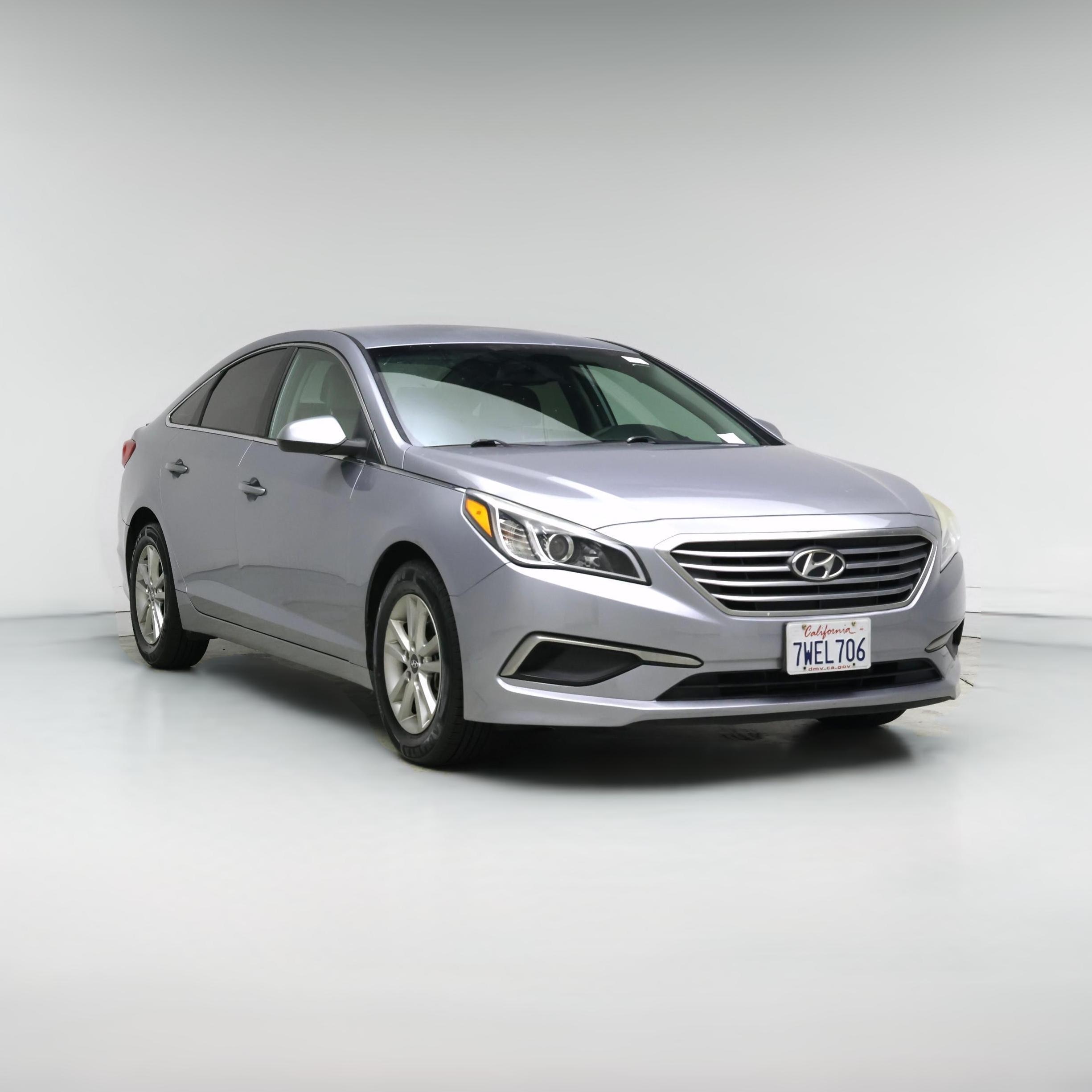 Thumbnail: 2016 Hyundai Sonata - 1