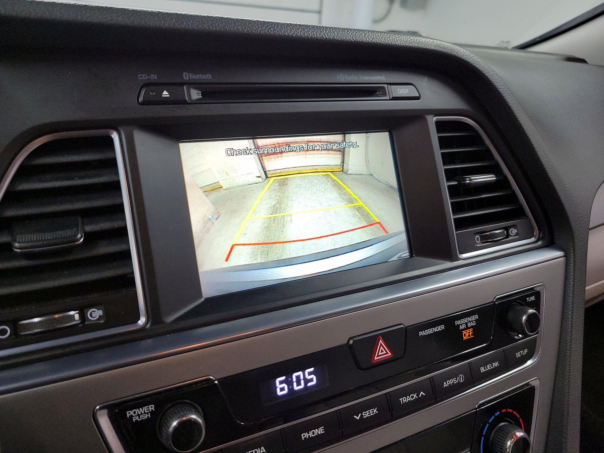 Thumbnail: 2016 Hyundai Sonata - 13