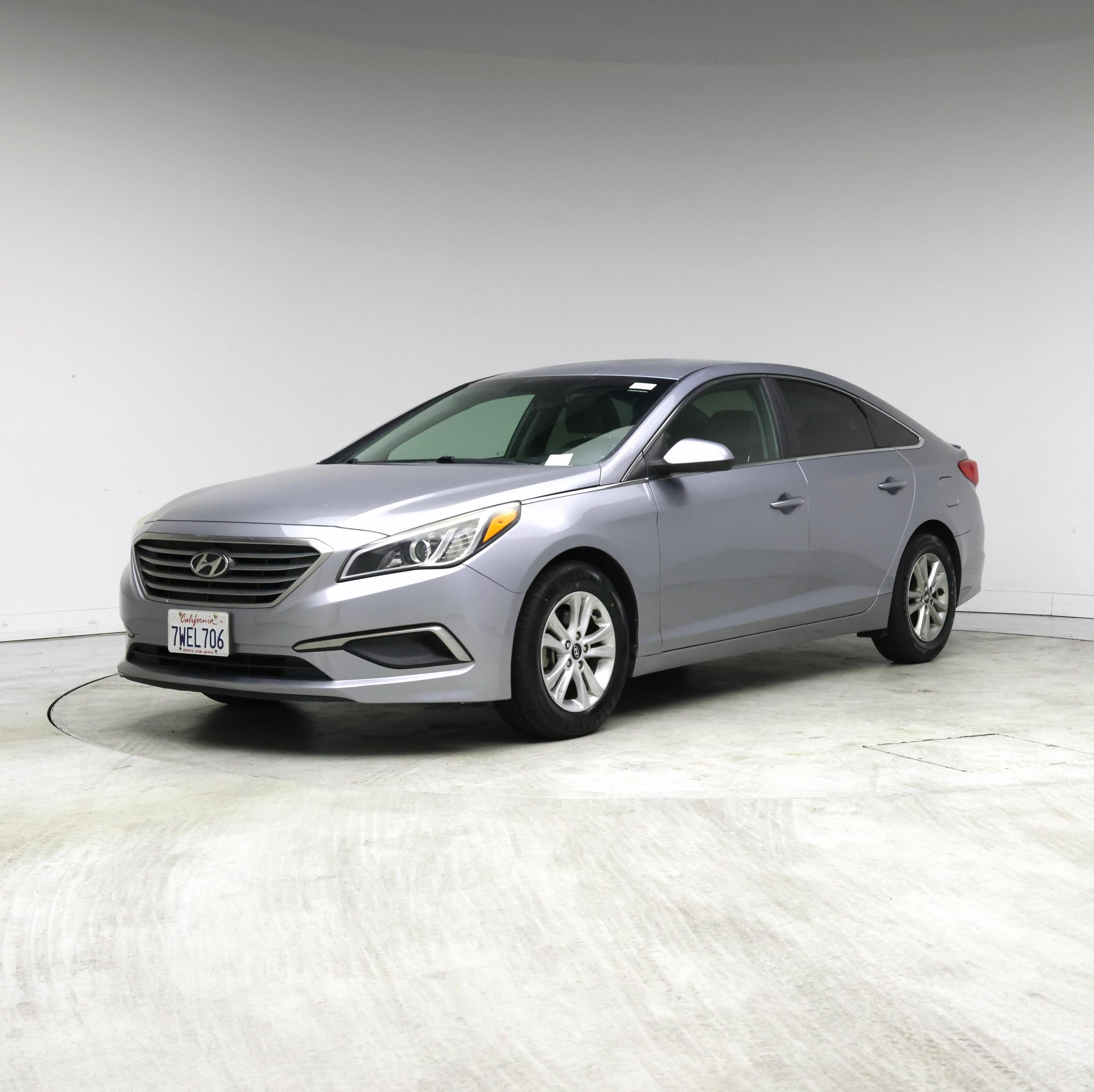 Thumbnail: 2016 Hyundai Sonata - 4