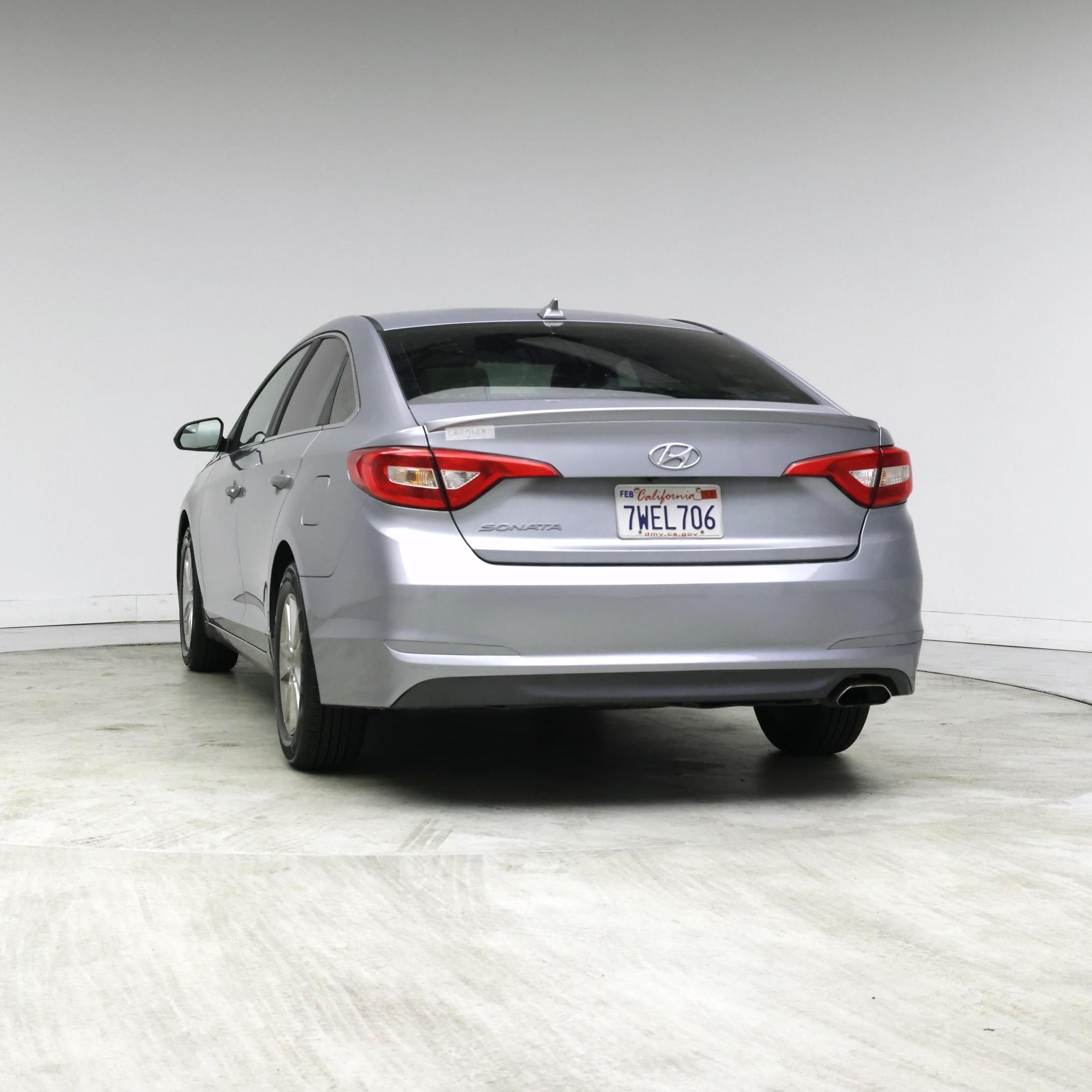 Thumbnail: 2016 Hyundai Sonata - 6