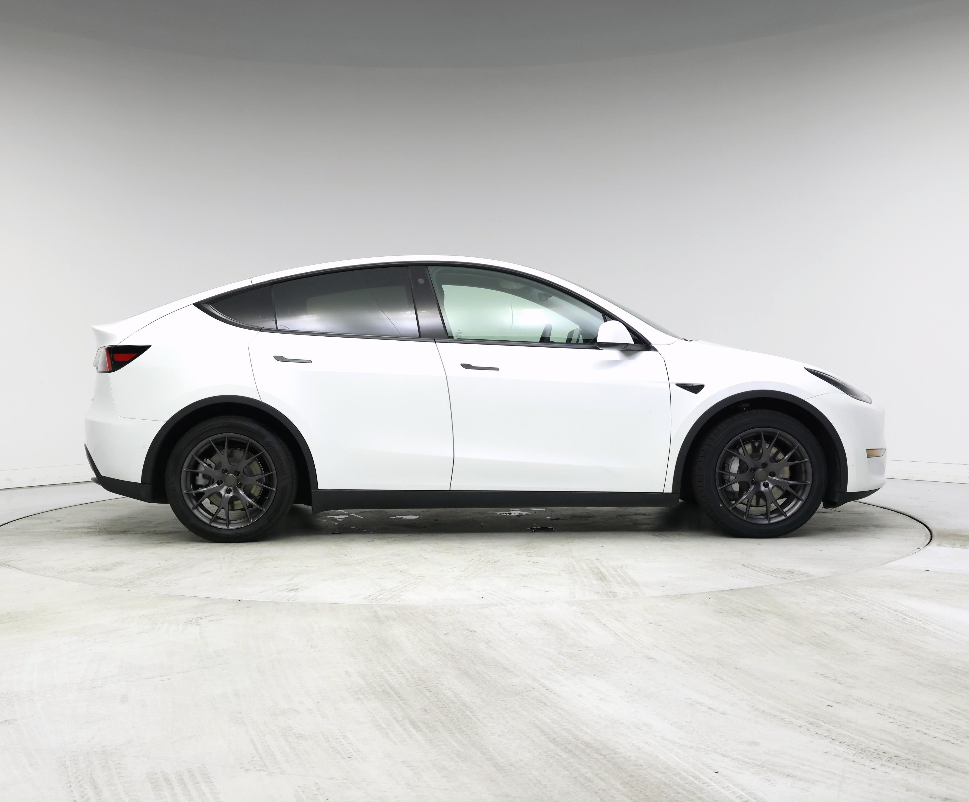 Thumbnail: 2021 Tesla Model Y - 7
