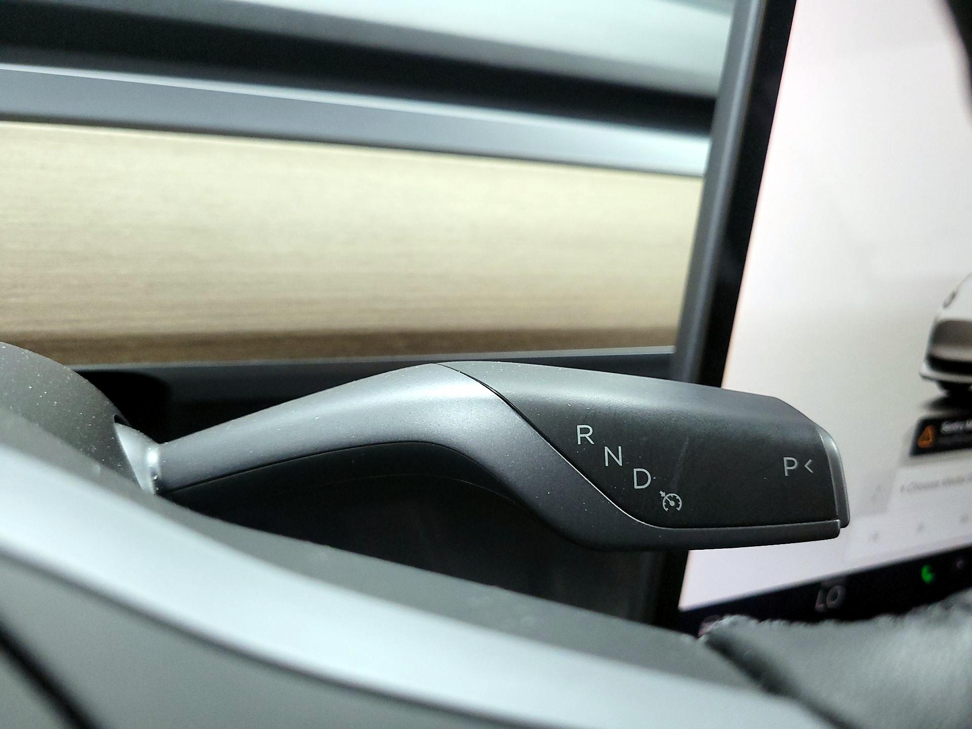 Thumbnail: 2023 Tesla Model 3 - 17