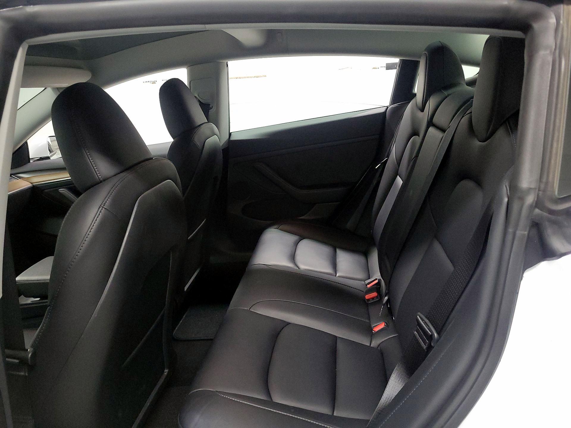 Thumbnail: 2023 Tesla Model 3 - 20
