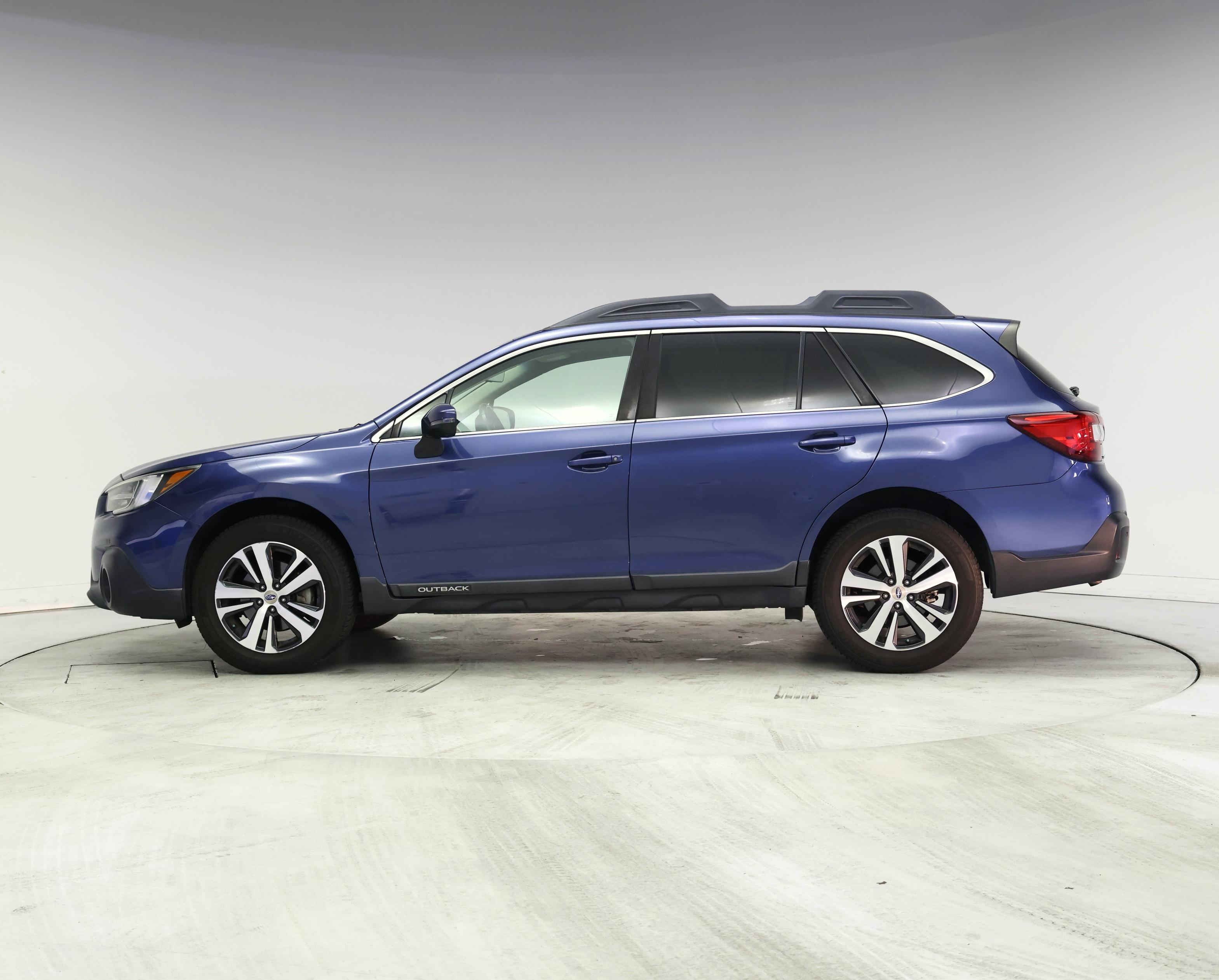 Thumbnail: 2019 Subaru Outback - 3