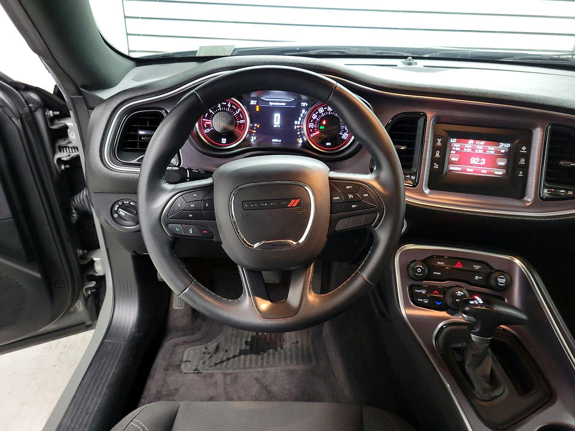 Thumbnail: 2017 Dodge Challenger - 10