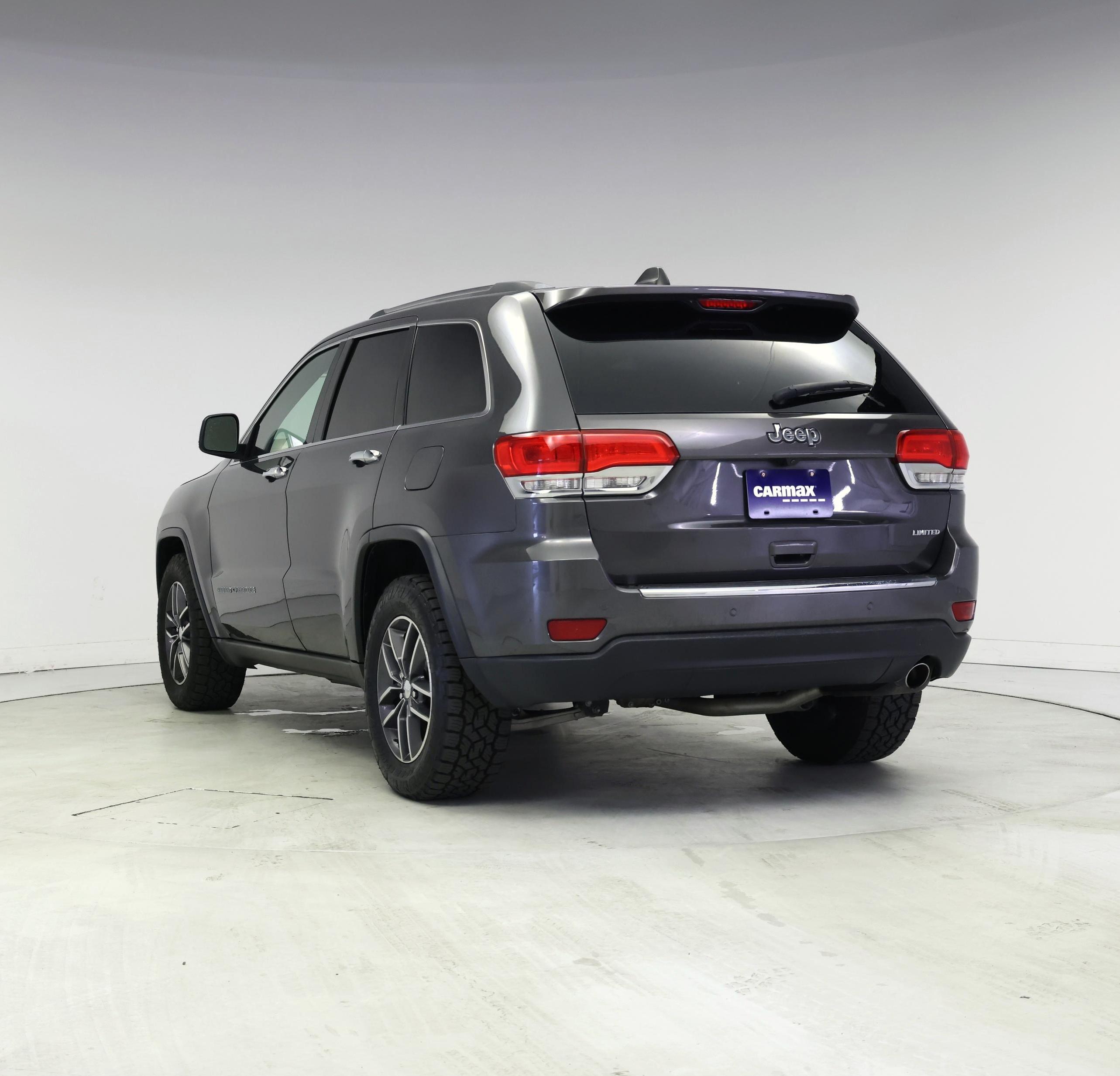 Thumbnail: 2017 Jeep Grand Cherokee - 2