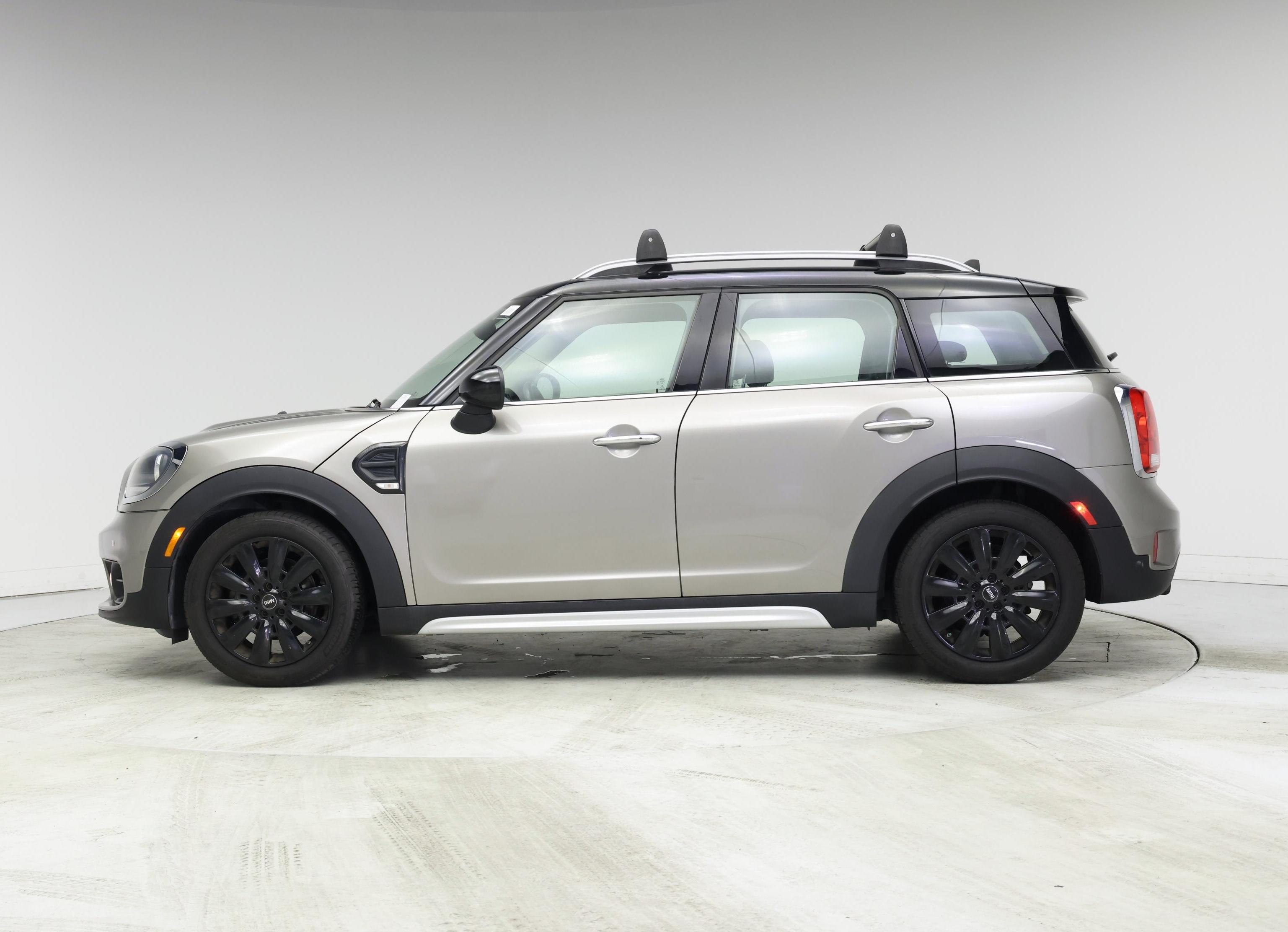 Thumbnail: 2017 MINI Cooper Countryman - 3