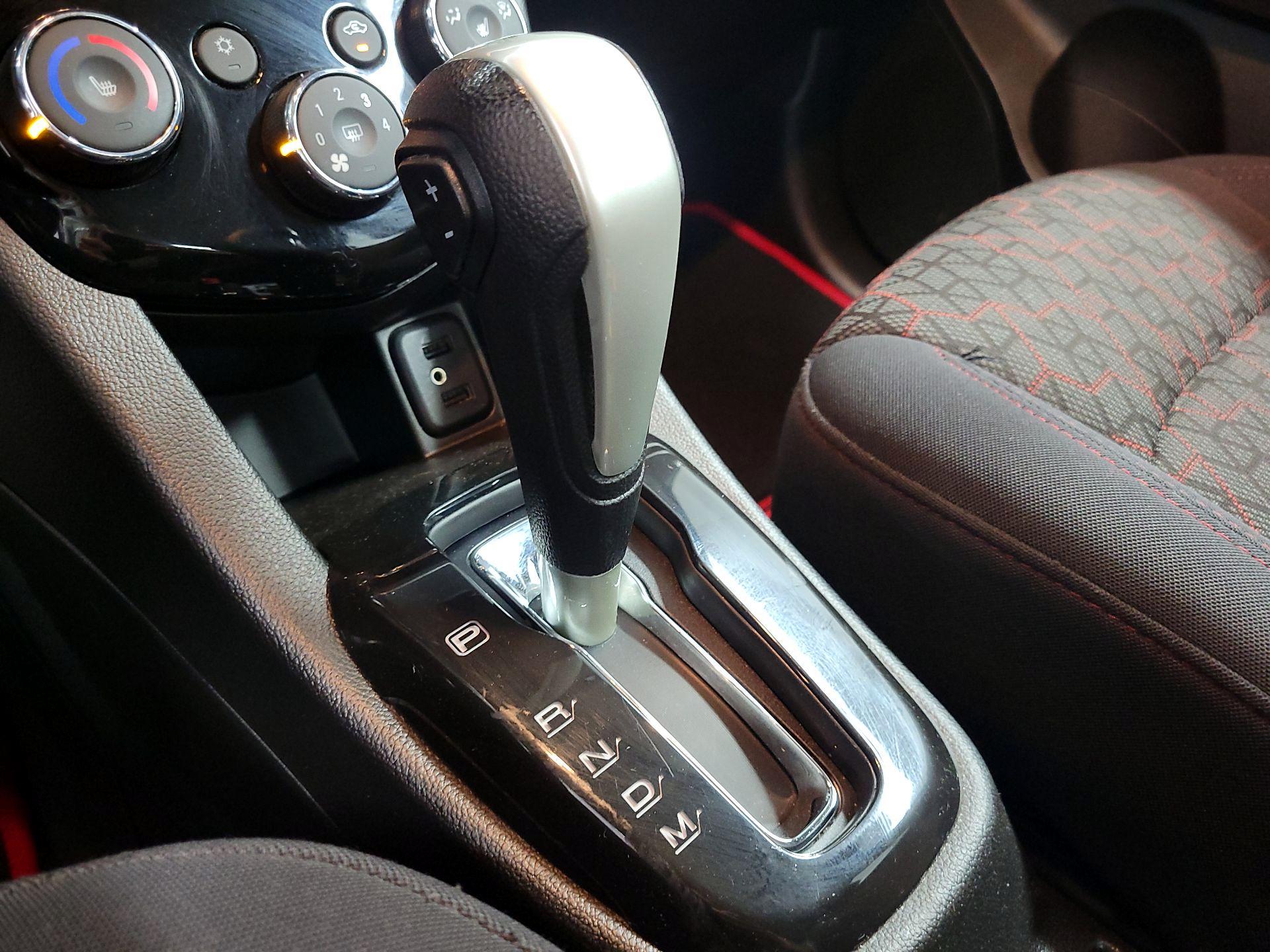 Thumbnail: 2019 Chevrolet Sonic - 17