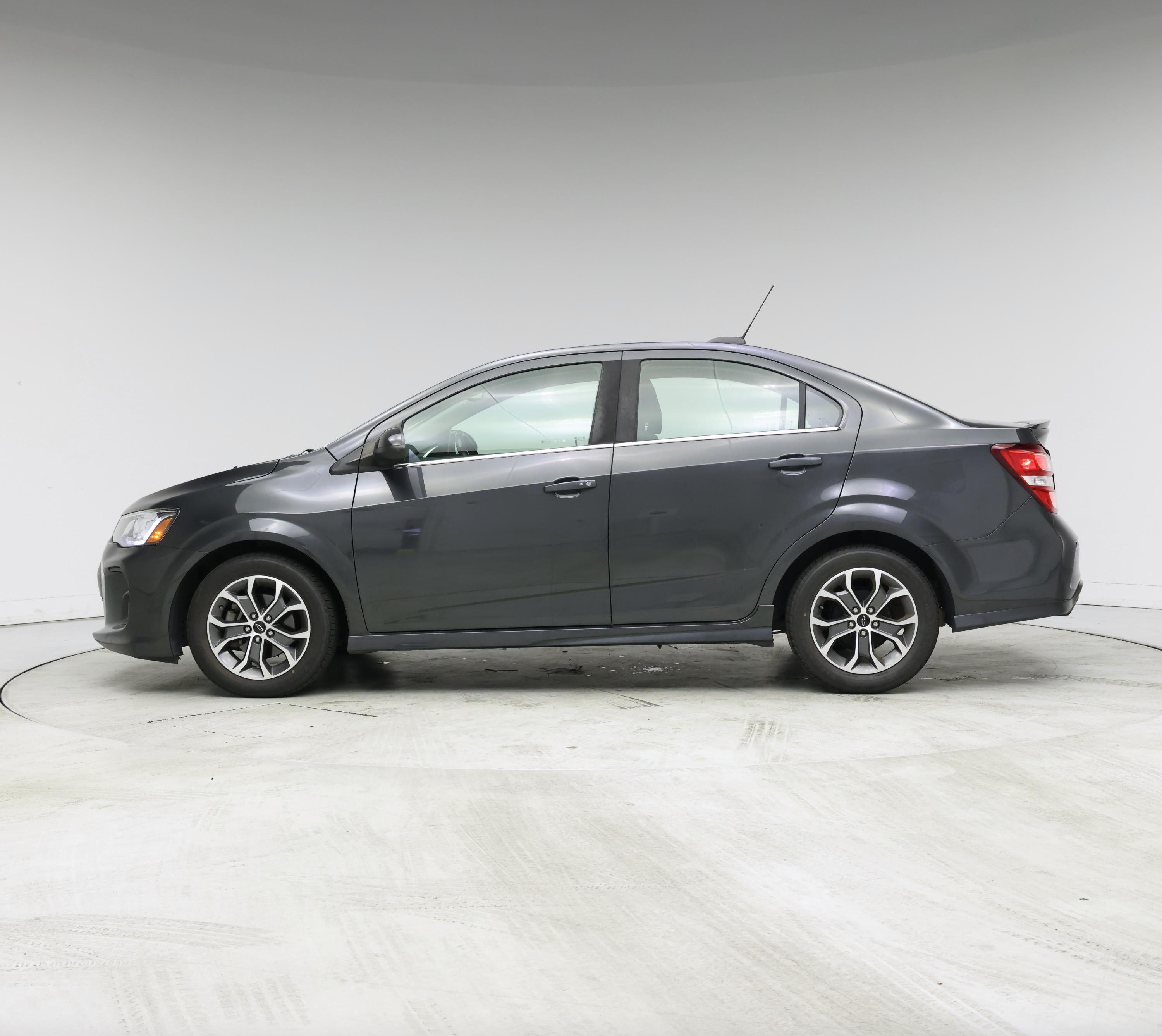 Thumbnail: 2019 Chevrolet Sonic - 3