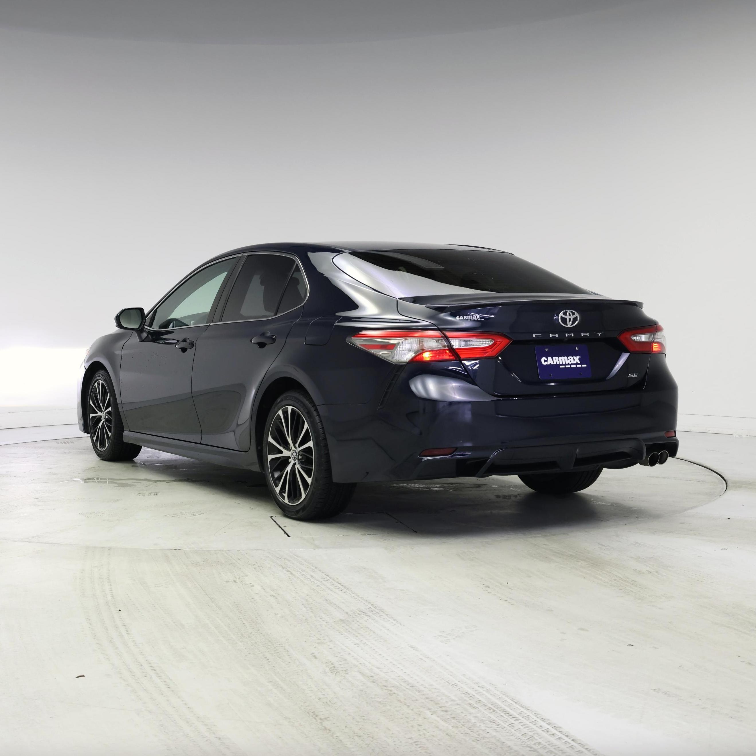 Thumbnail: 2018 Toyota Camry - 2