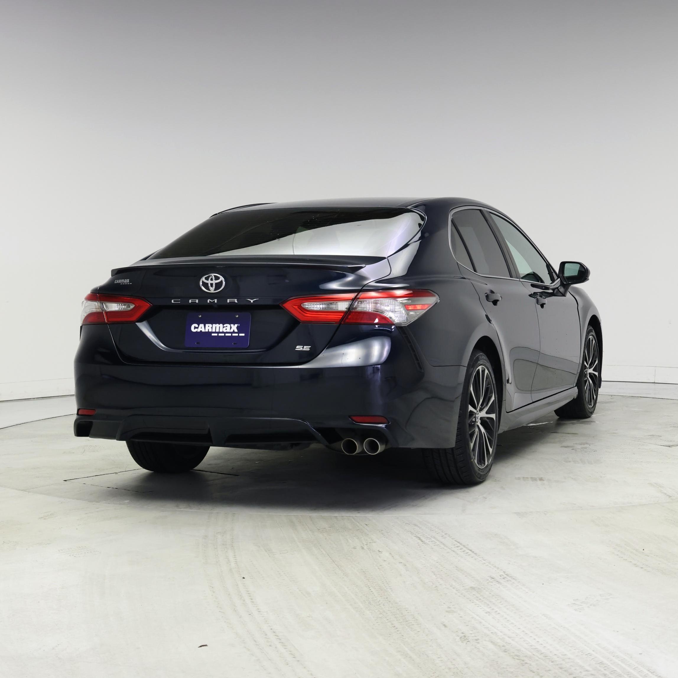 Thumbnail: 2018 Toyota Camry - 8