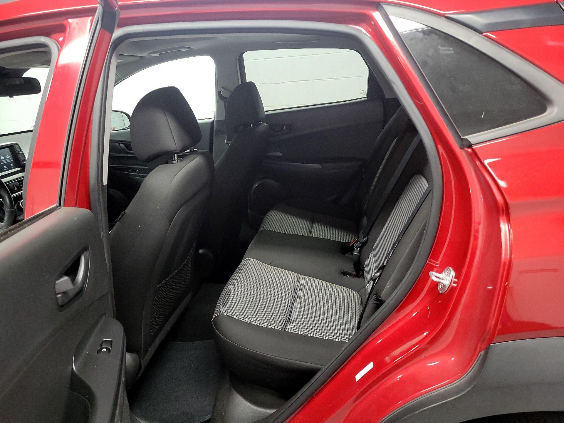 Thumbnail: 2018 Hyundai Kona - 18