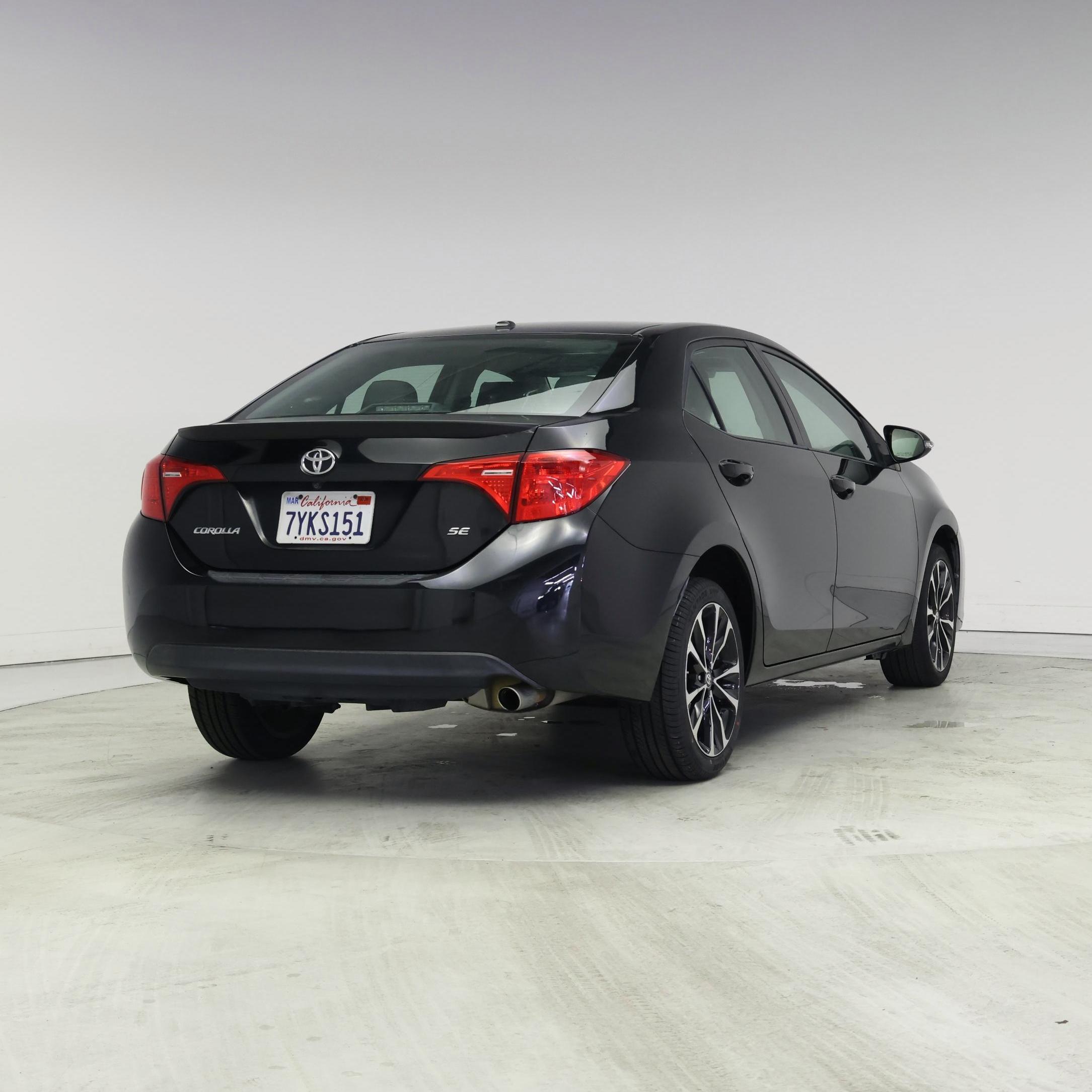 Thumbnail: 2017 Toyota Corolla - 8