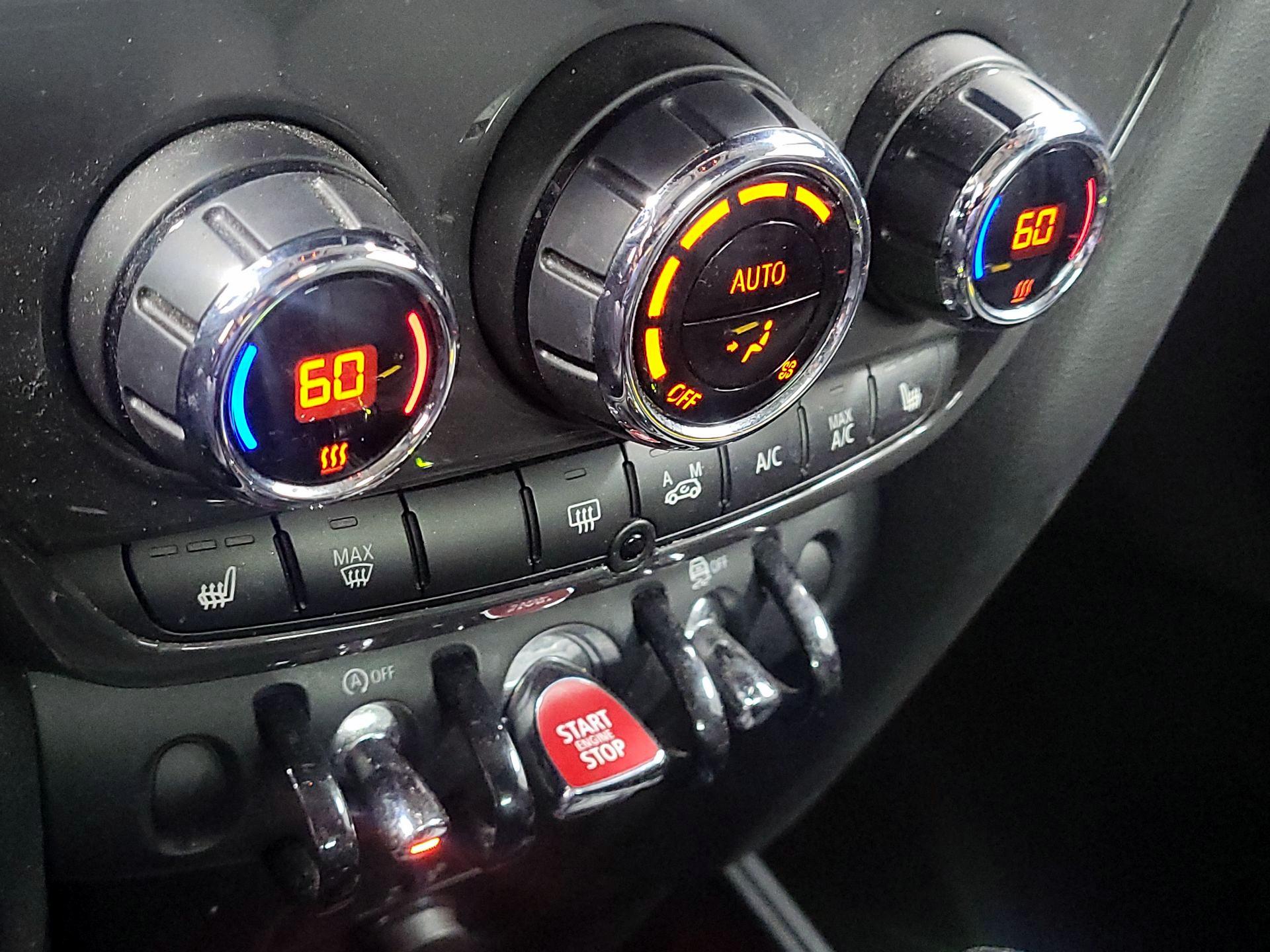 Thumbnail: 2019 MINI Cooper Countryman - 14