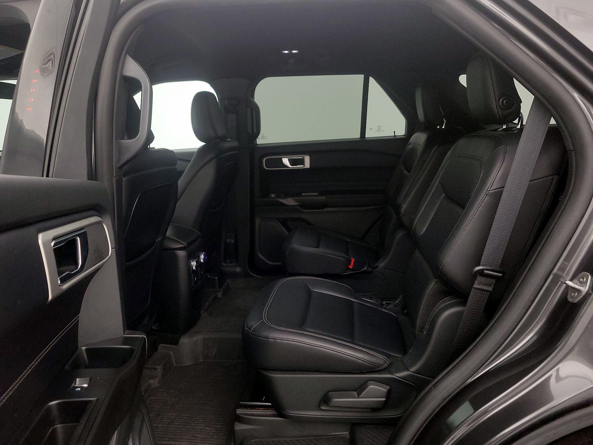 Thumbnail: 2020 Ford Explorer - 19