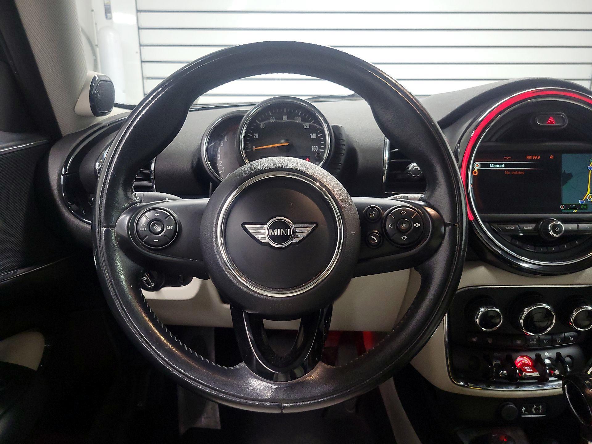 Thumbnail: 2016 MINI Cooper Clubman - 10