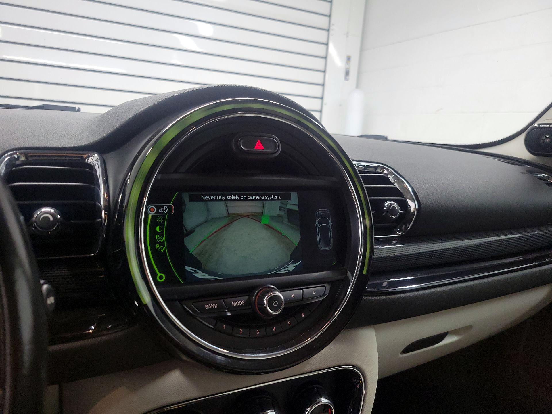 Thumbnail: 2016 MINI Cooper Clubman - 14