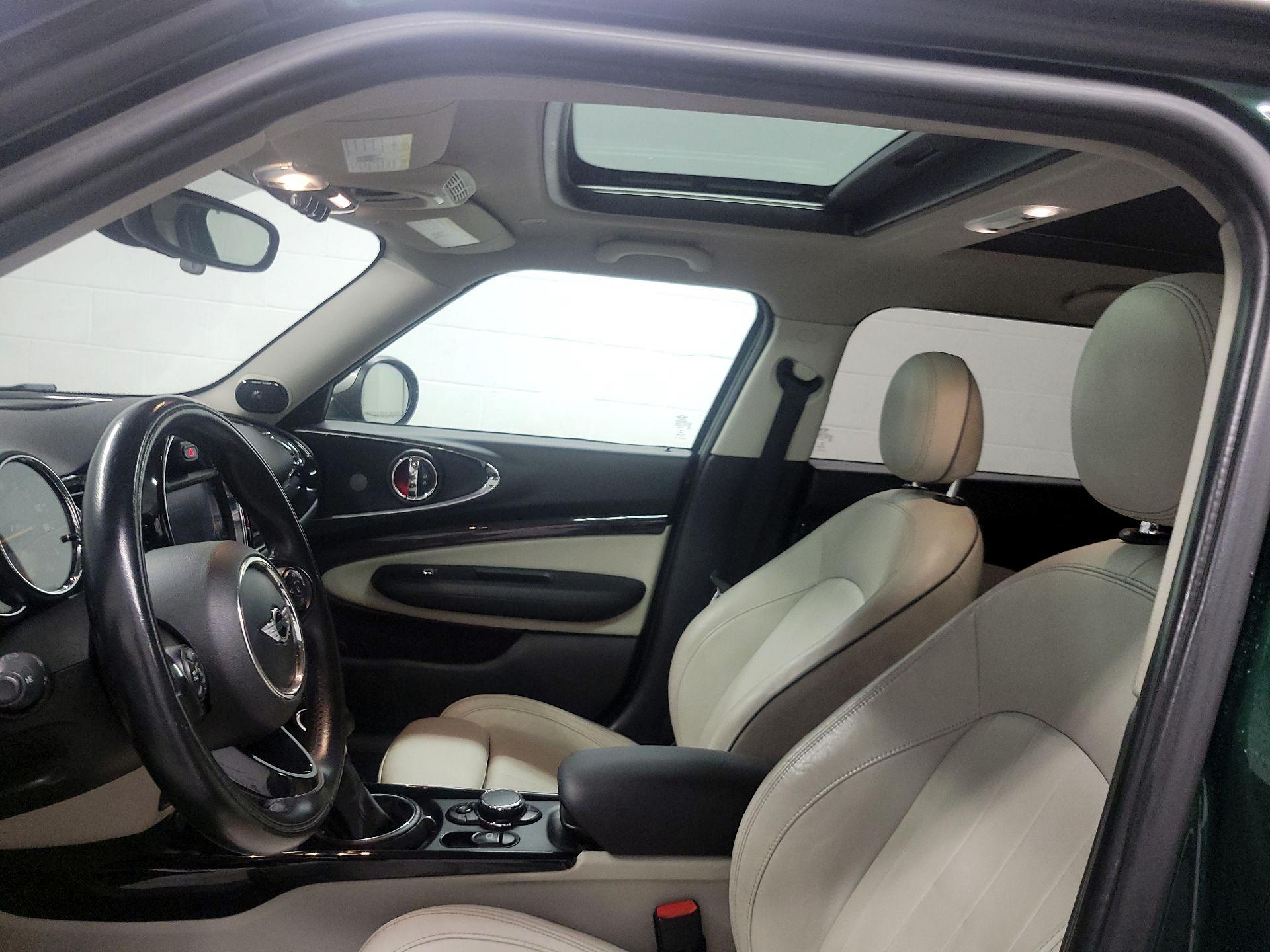 Thumbnail: 2016 MINI Cooper Clubman - 19