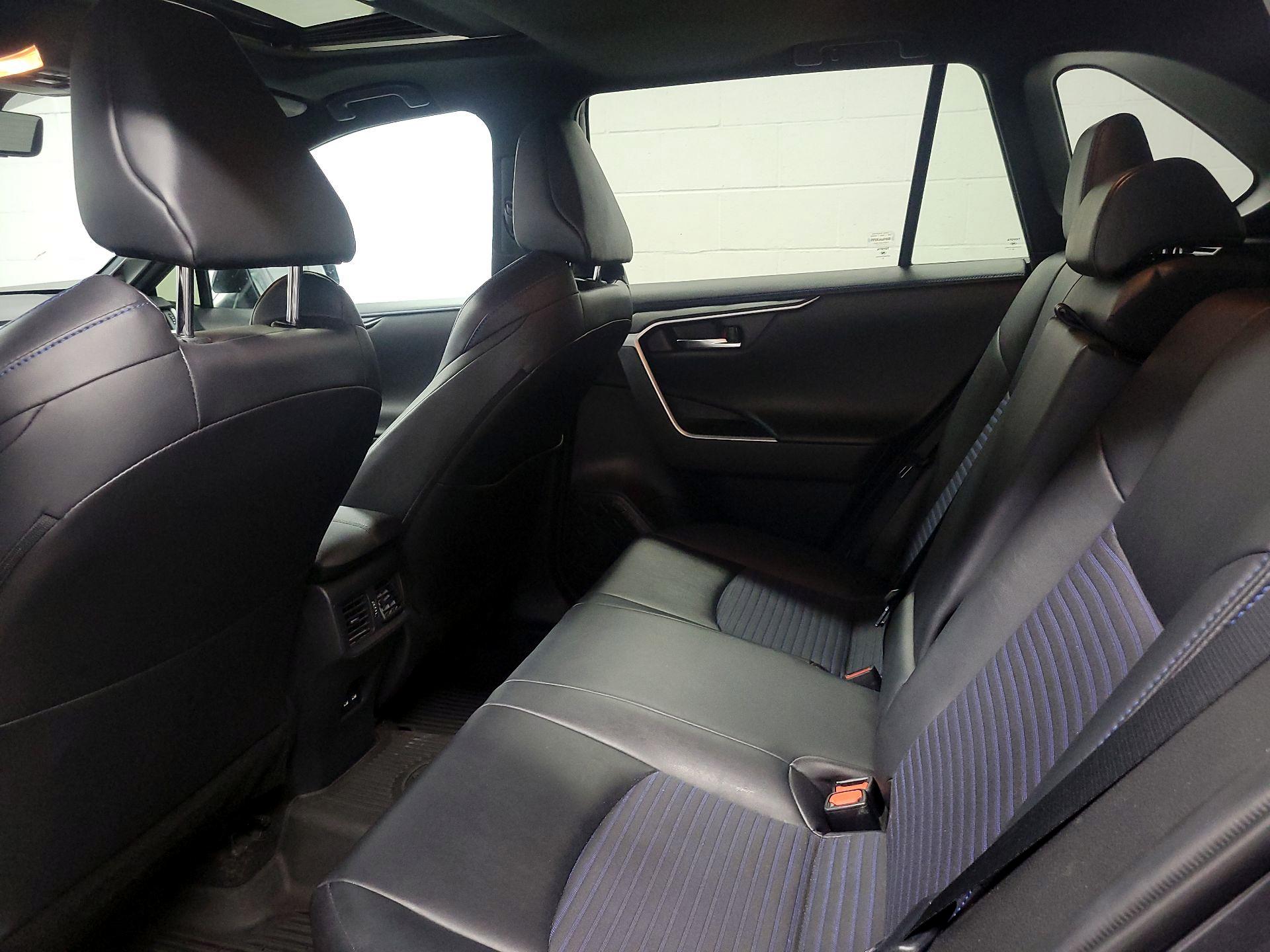 Thumbnail: 2021 Toyota RAV4 - 19