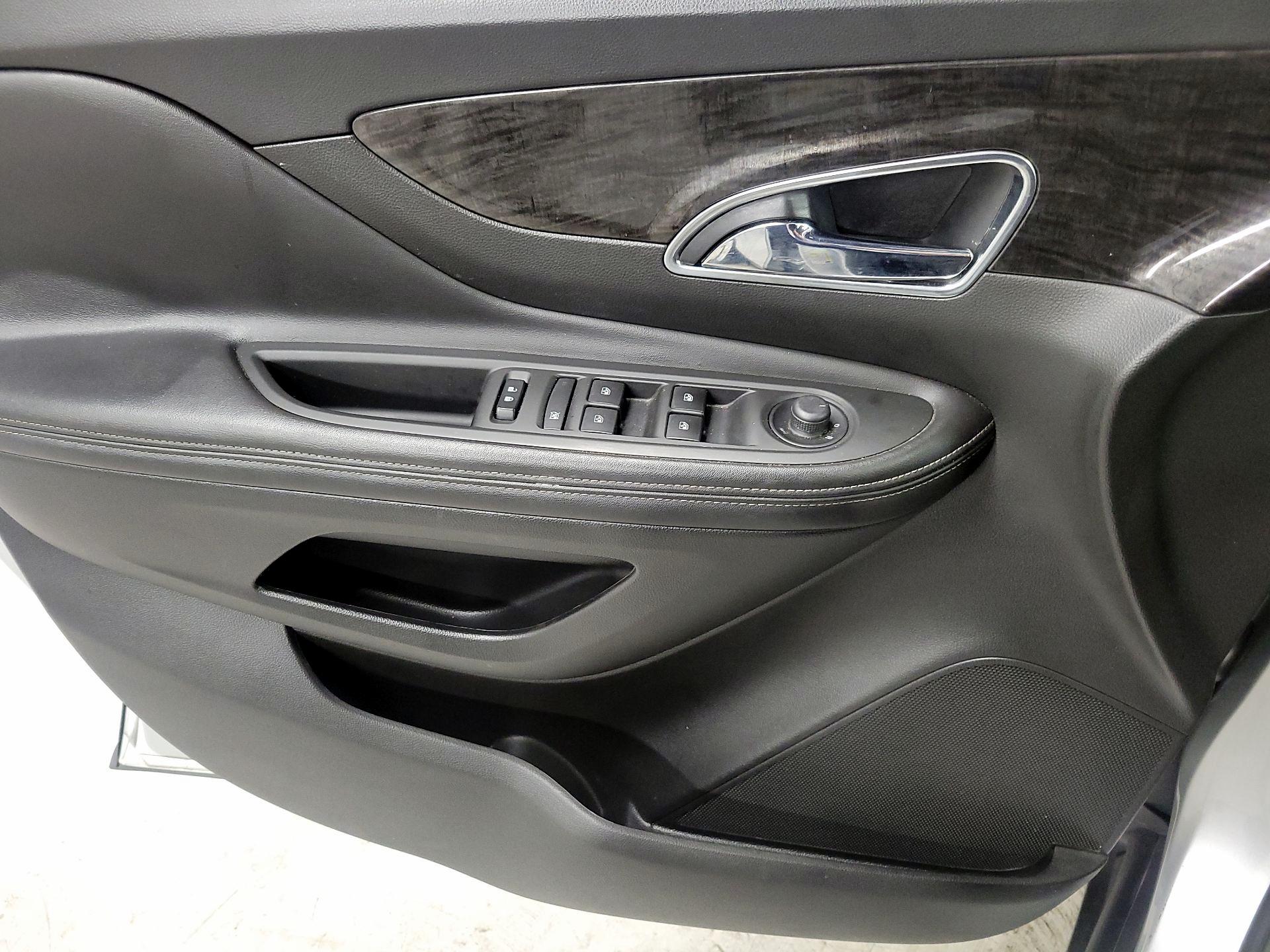 Thumbnail: 2015 Buick Encore - 12