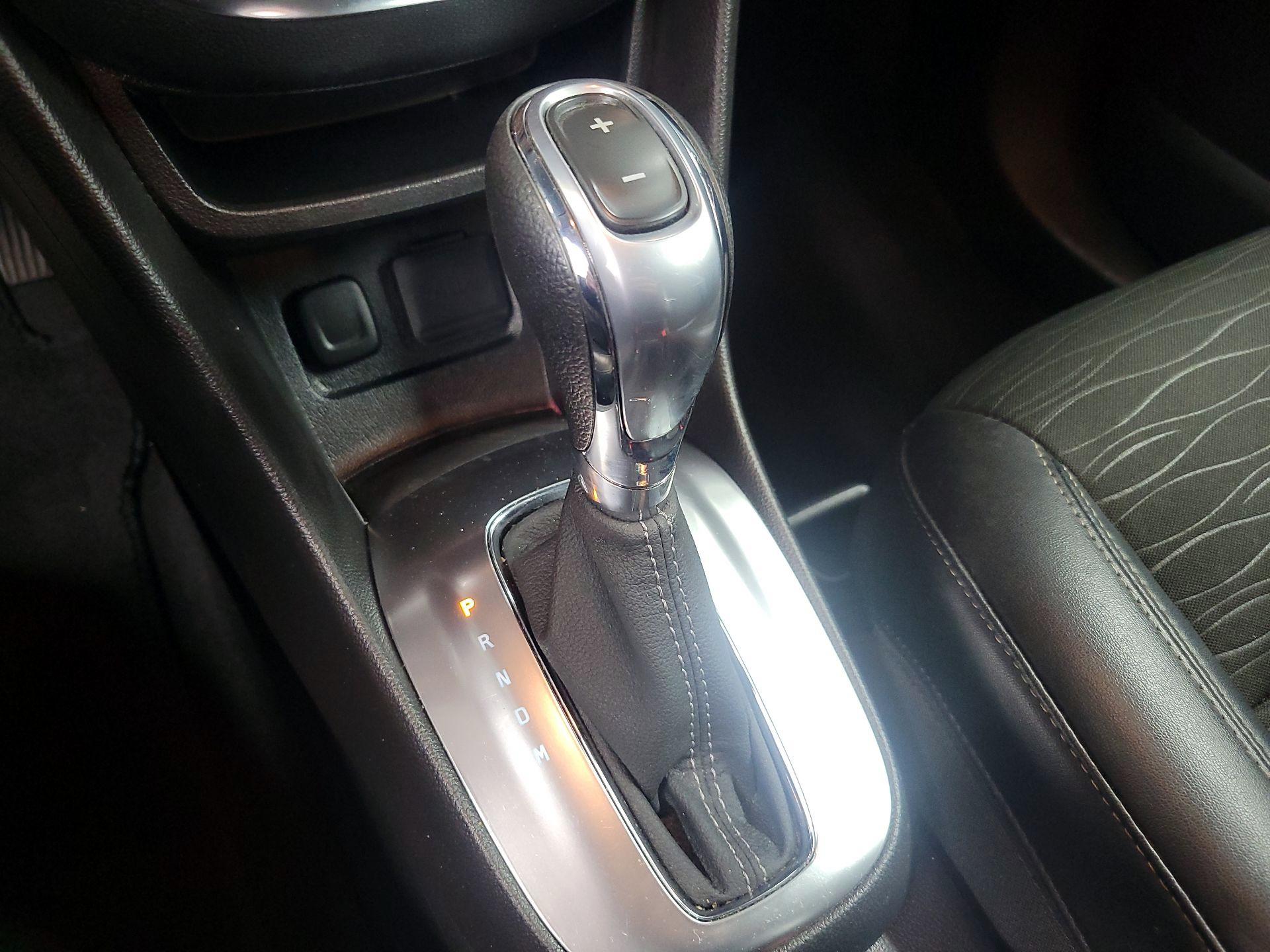 Thumbnail: 2015 Buick Encore - 15