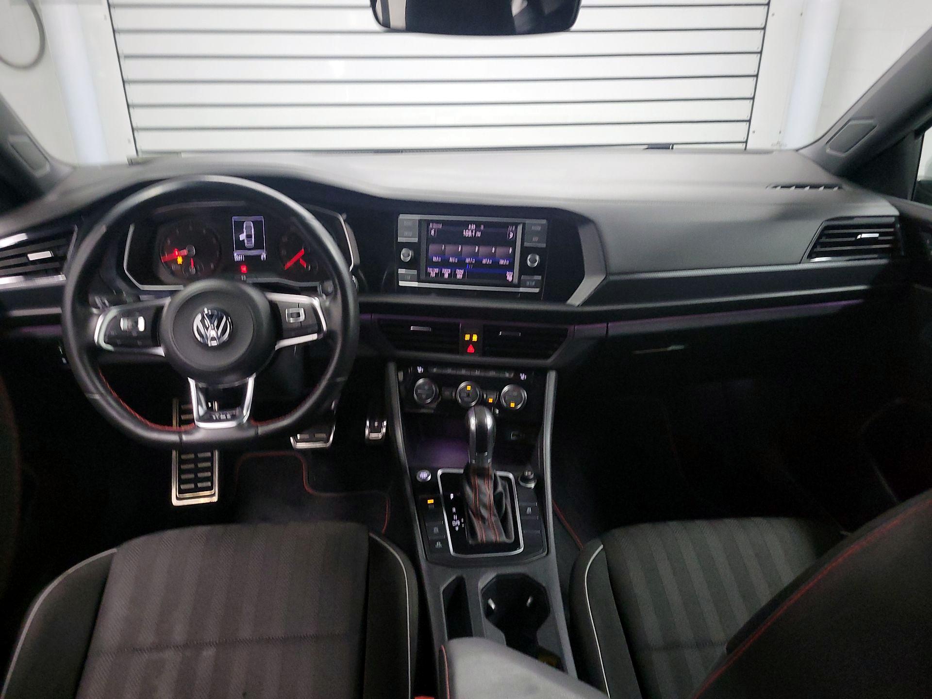 Thumbnail: 2019 Volkswagen Jetta - 9