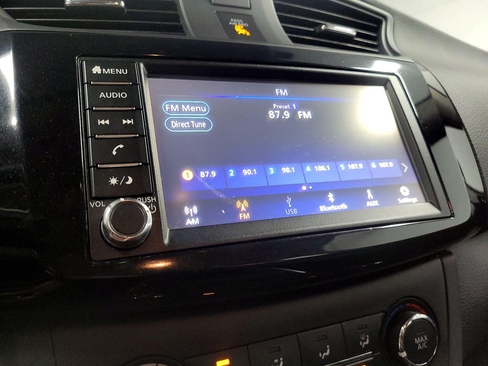 Thumbnail: 2019 Nissan Sentra - 15