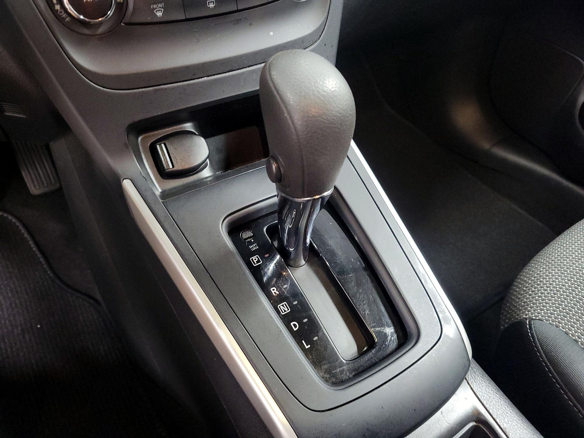 Thumbnail: 2019 Nissan Sentra - 17
