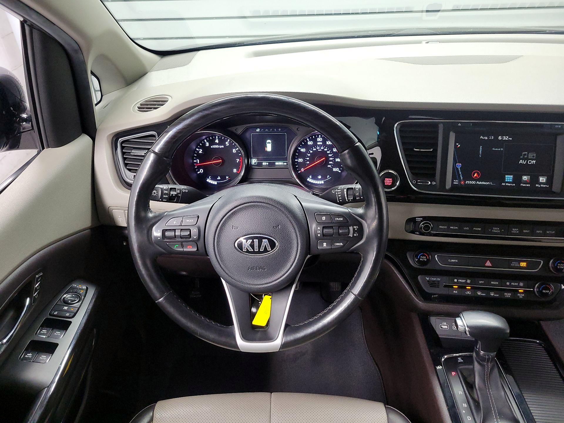 Thumbnail: 2018 Kia Sedona - 10