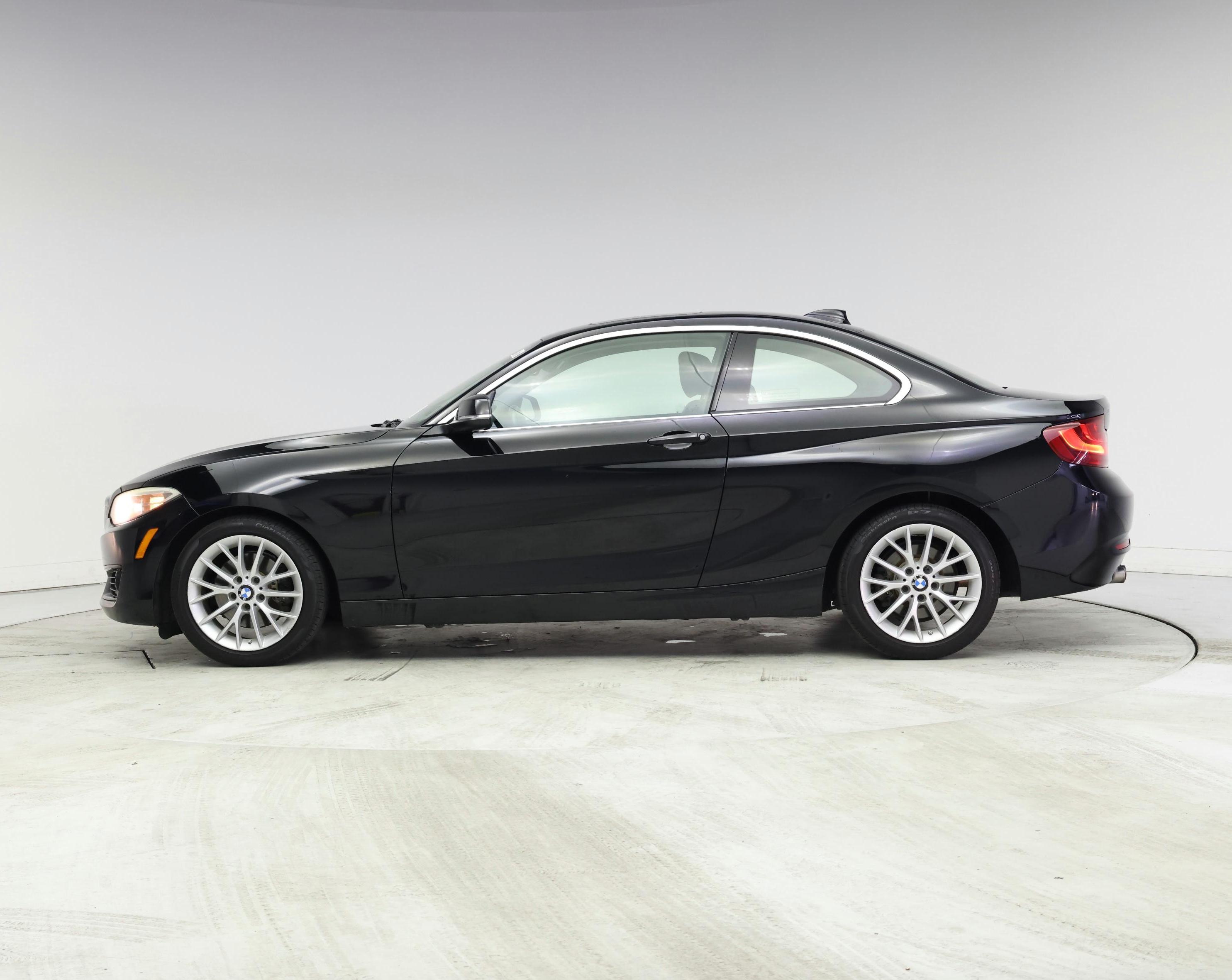Thumbnail: 2015 BMW 2 Series - 3
