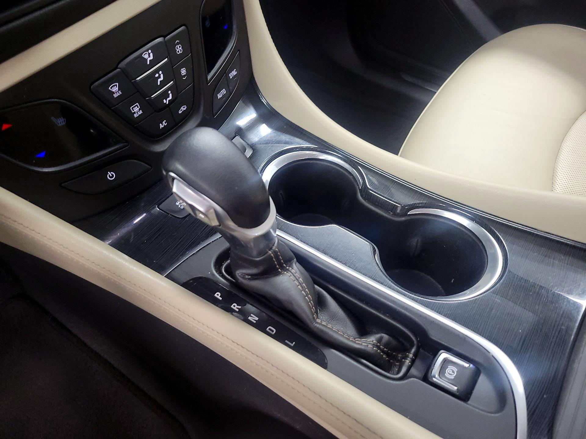 Thumbnail: 2017 Buick Envision - 17