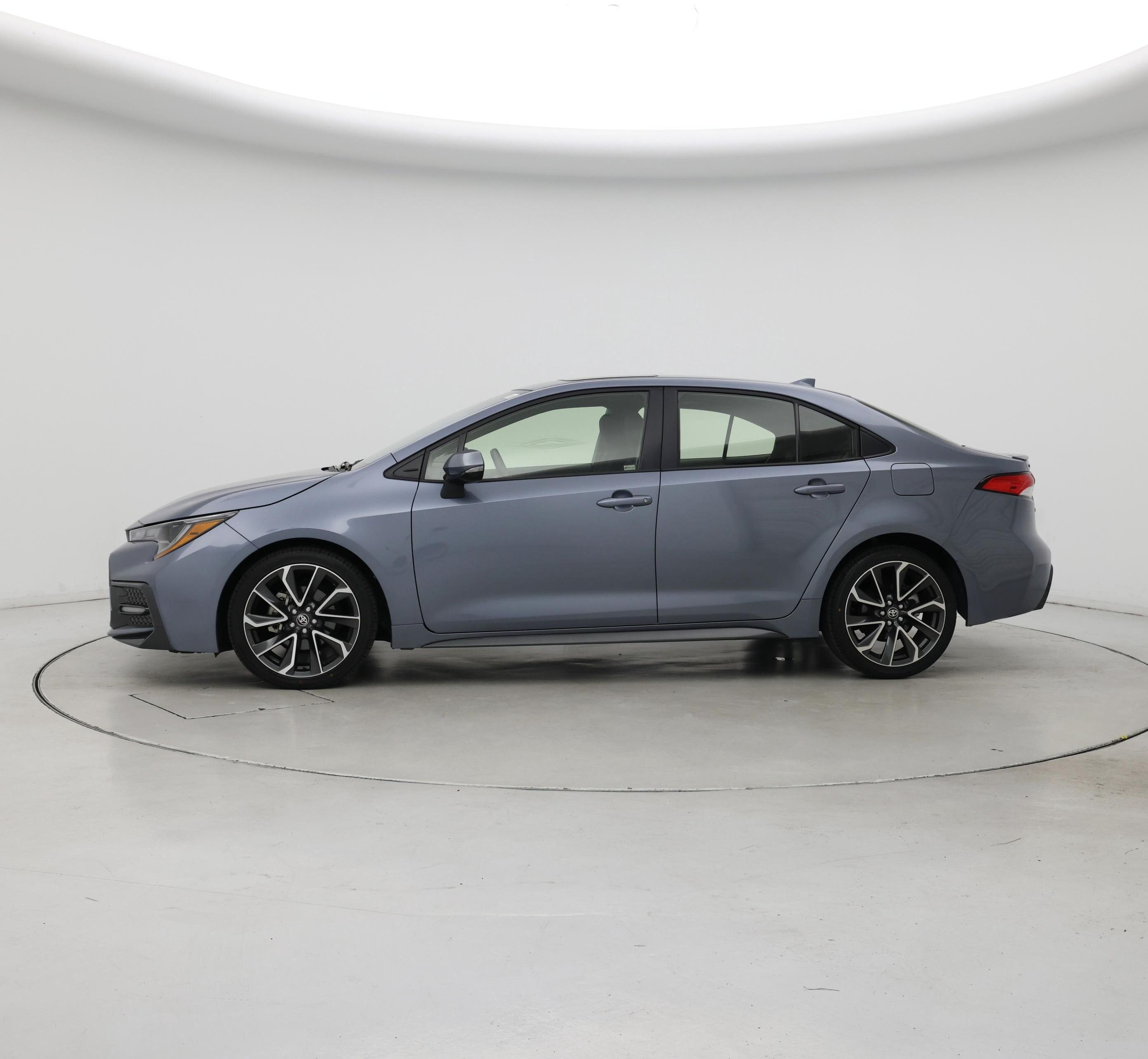 Thumbnail: 2021 Toyota Corolla - 3