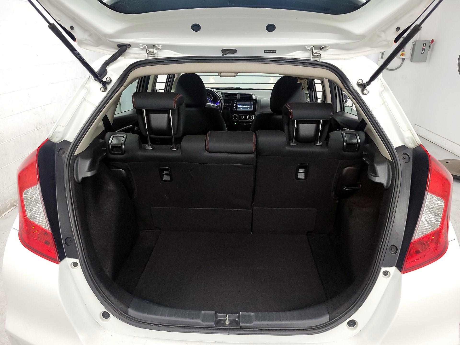 Thumbnail: 2018 Honda Fit - 18