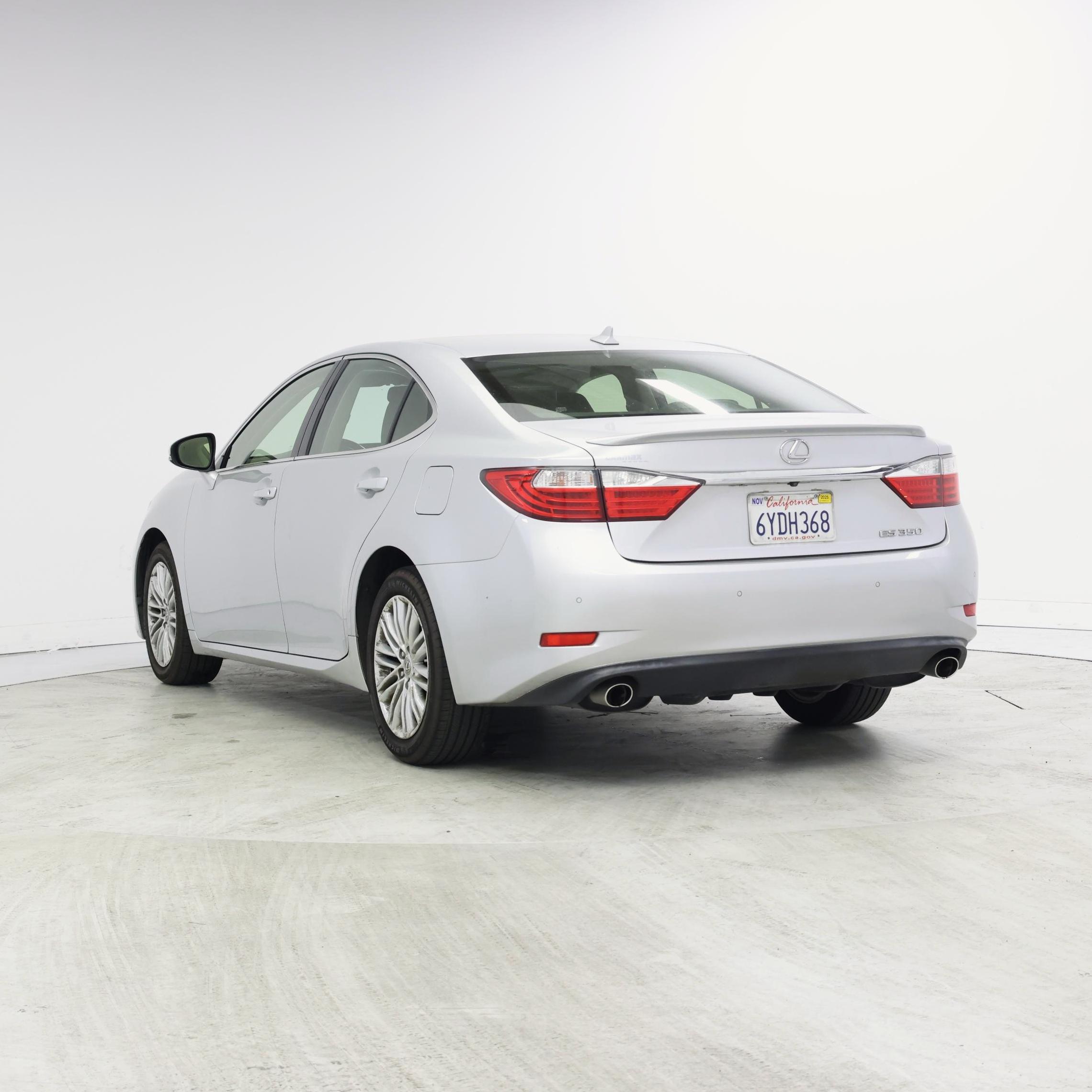 Thumbnail: 2013 Lexus ES - 2