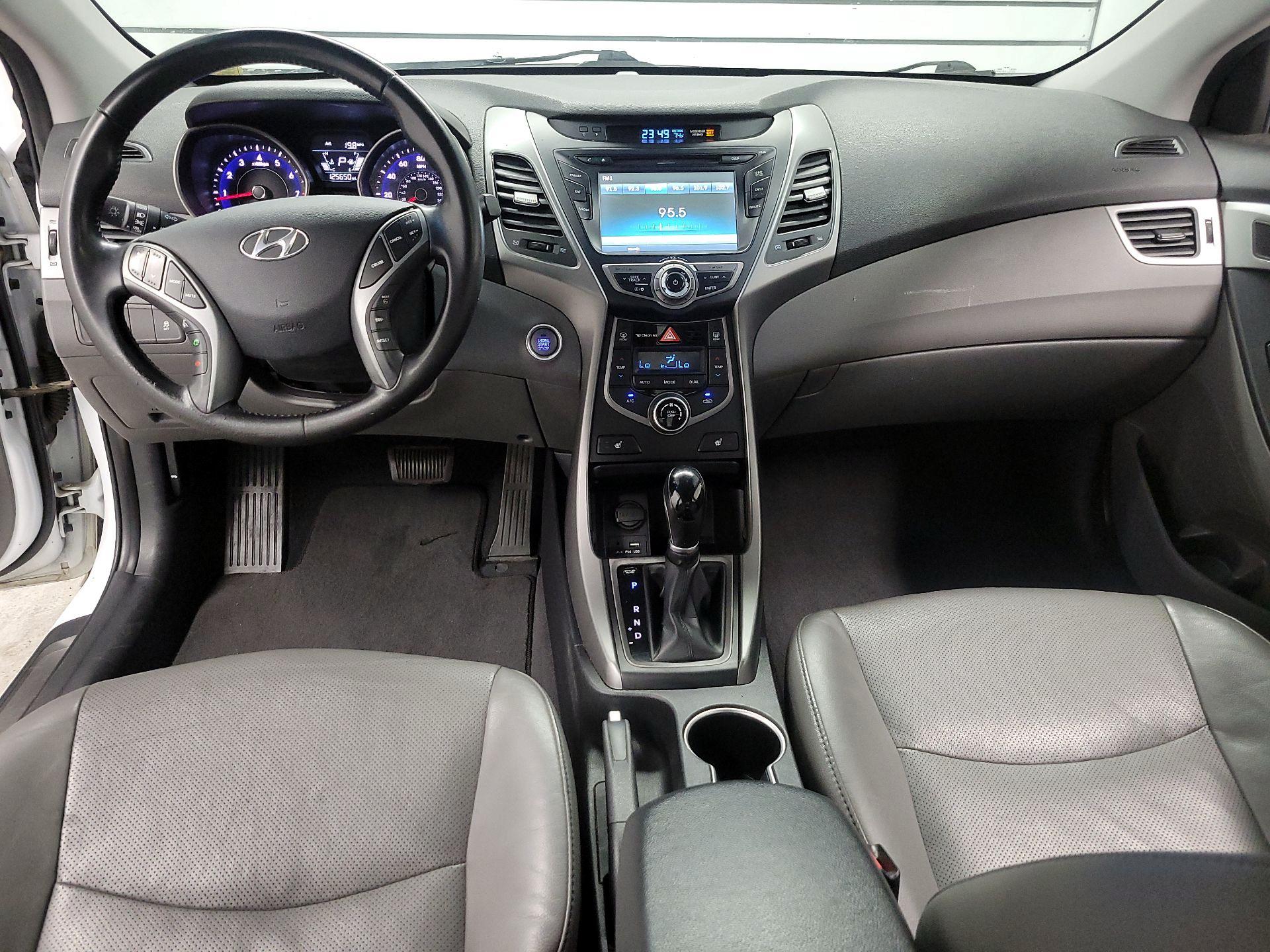 Thumbnail: 2015 Hyundai Elantra - 9