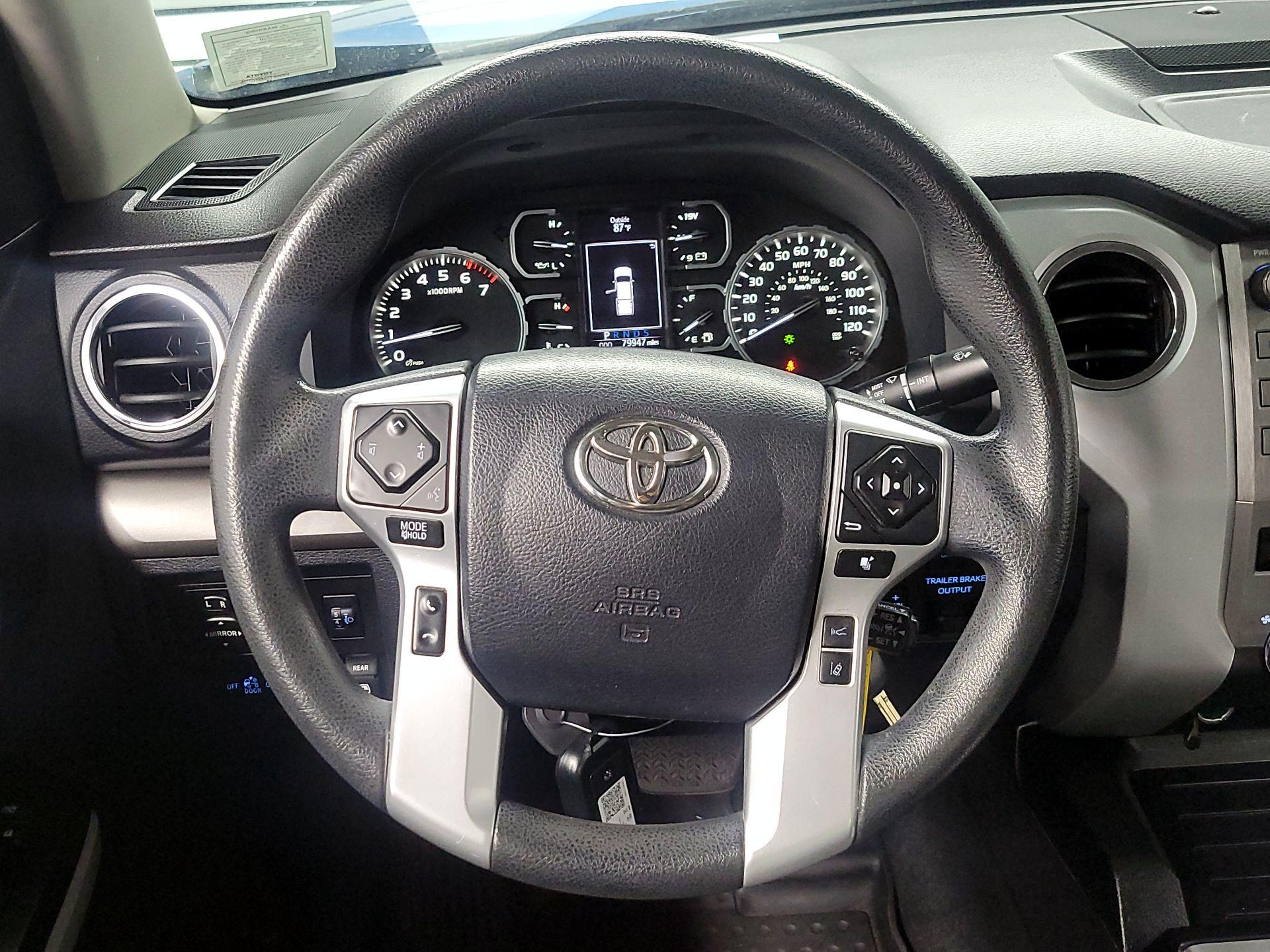 Thumbnail: 2018 Toyota Tundra - 10