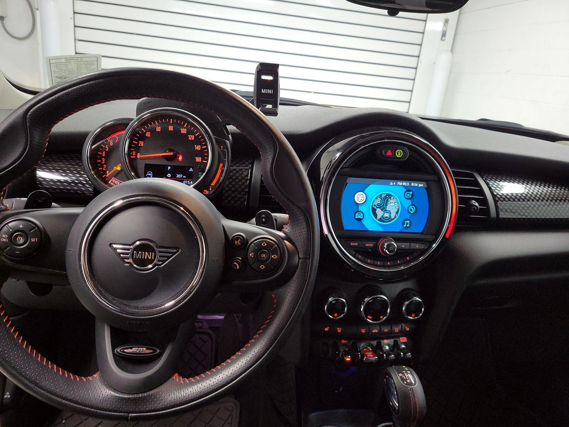 Thumbnail: 2019 MINI Cooper Hardtop - 9