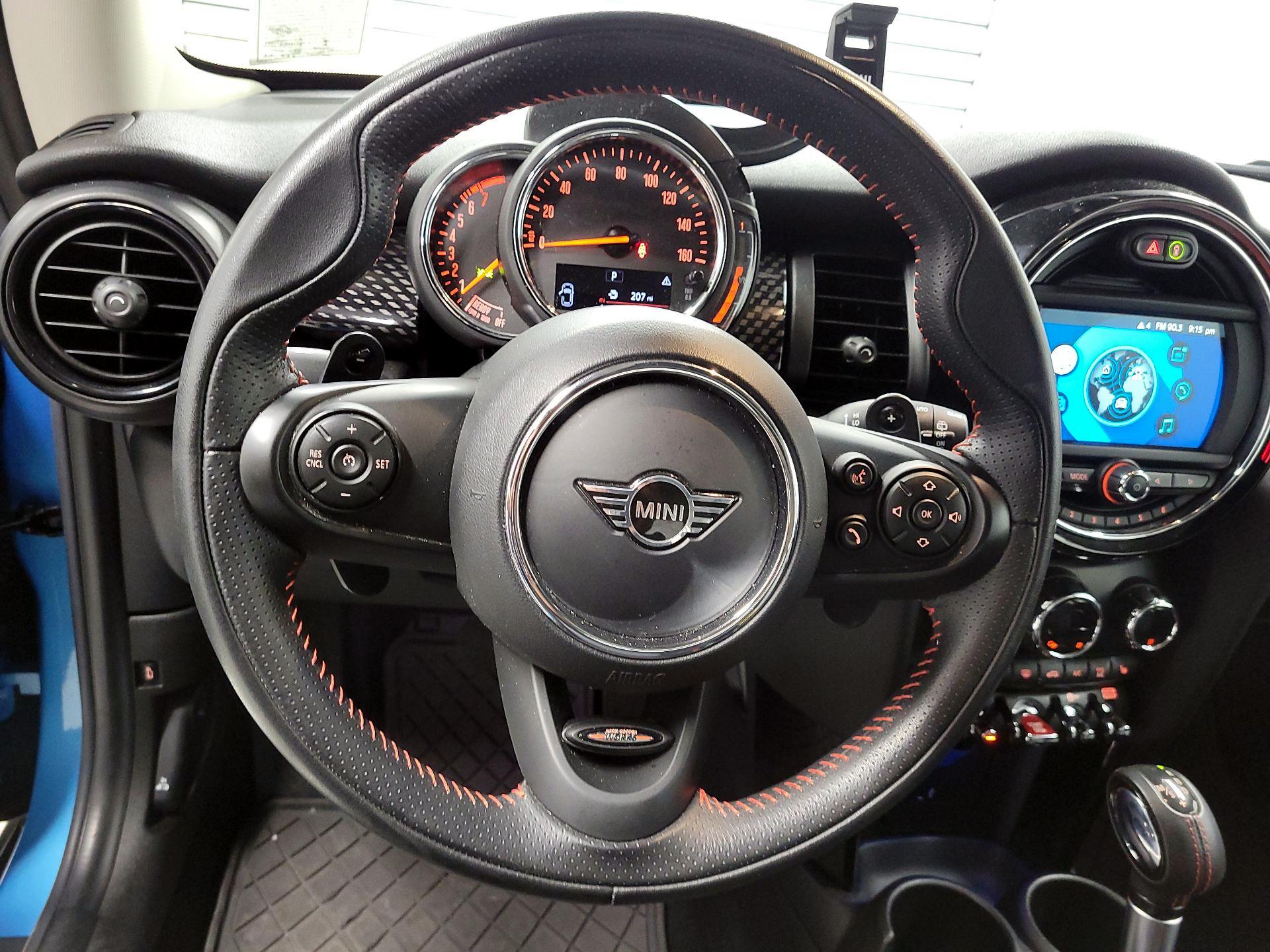 Thumbnail: 2019 MINI Cooper Hardtop - 10